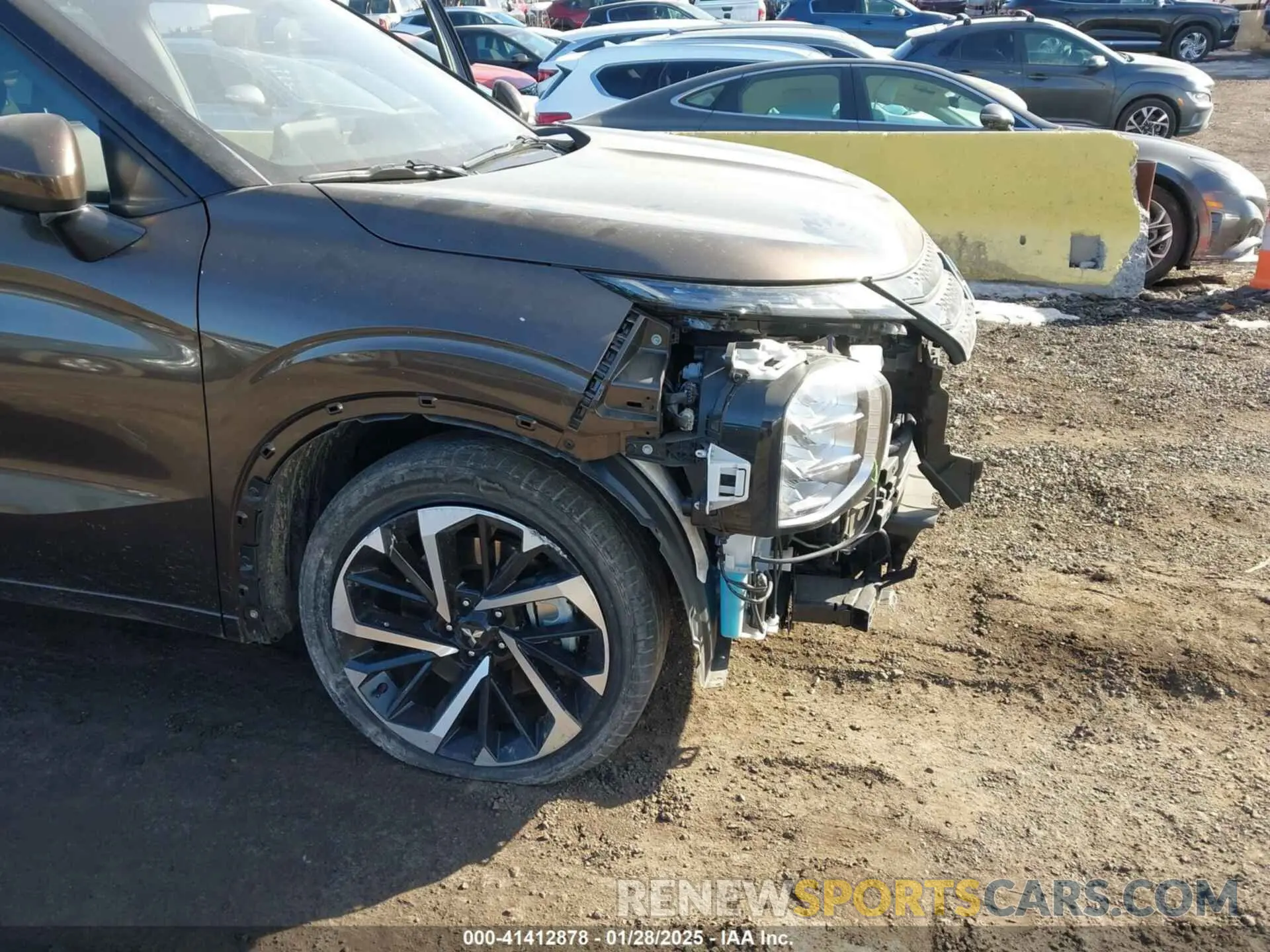 18 Photograph of a damaged car JA4J4WA89RZ035560 MITSUBISHI OUTLANDER 2024