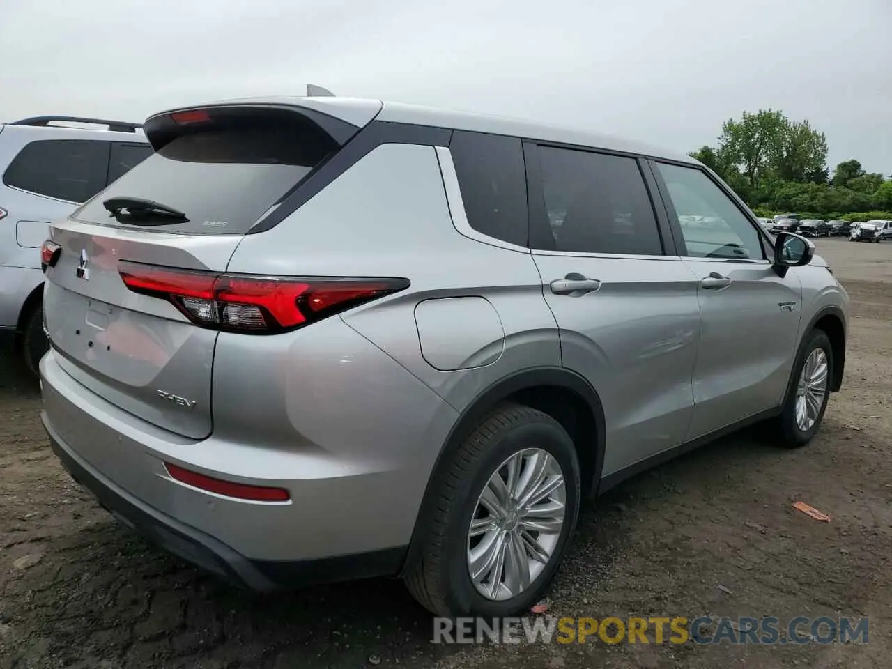 3 Photograph of a damaged car JA4T5UA91RZ049357 MITSUBISHI OUTLANDER 2024