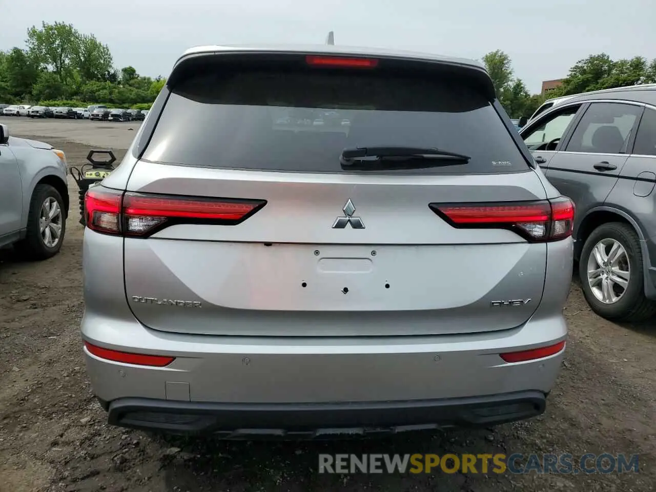 6 Photograph of a damaged car JA4T5UA91RZ049357 MITSUBISHI OUTLANDER 2024