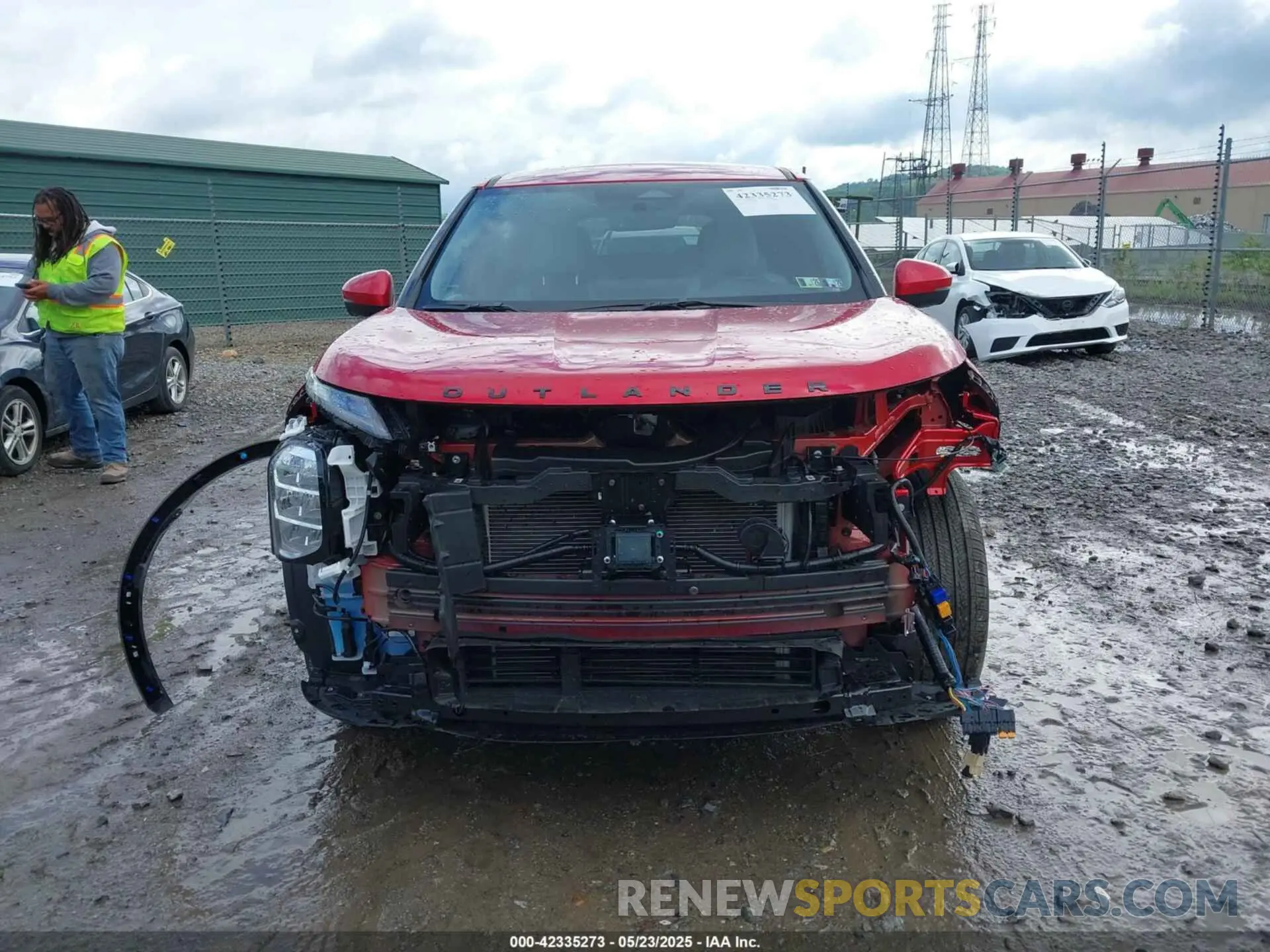 13 Photograph of a damaged car JA4J4VA89SZ012392 MITSUBISHI OUTLANDER 2025