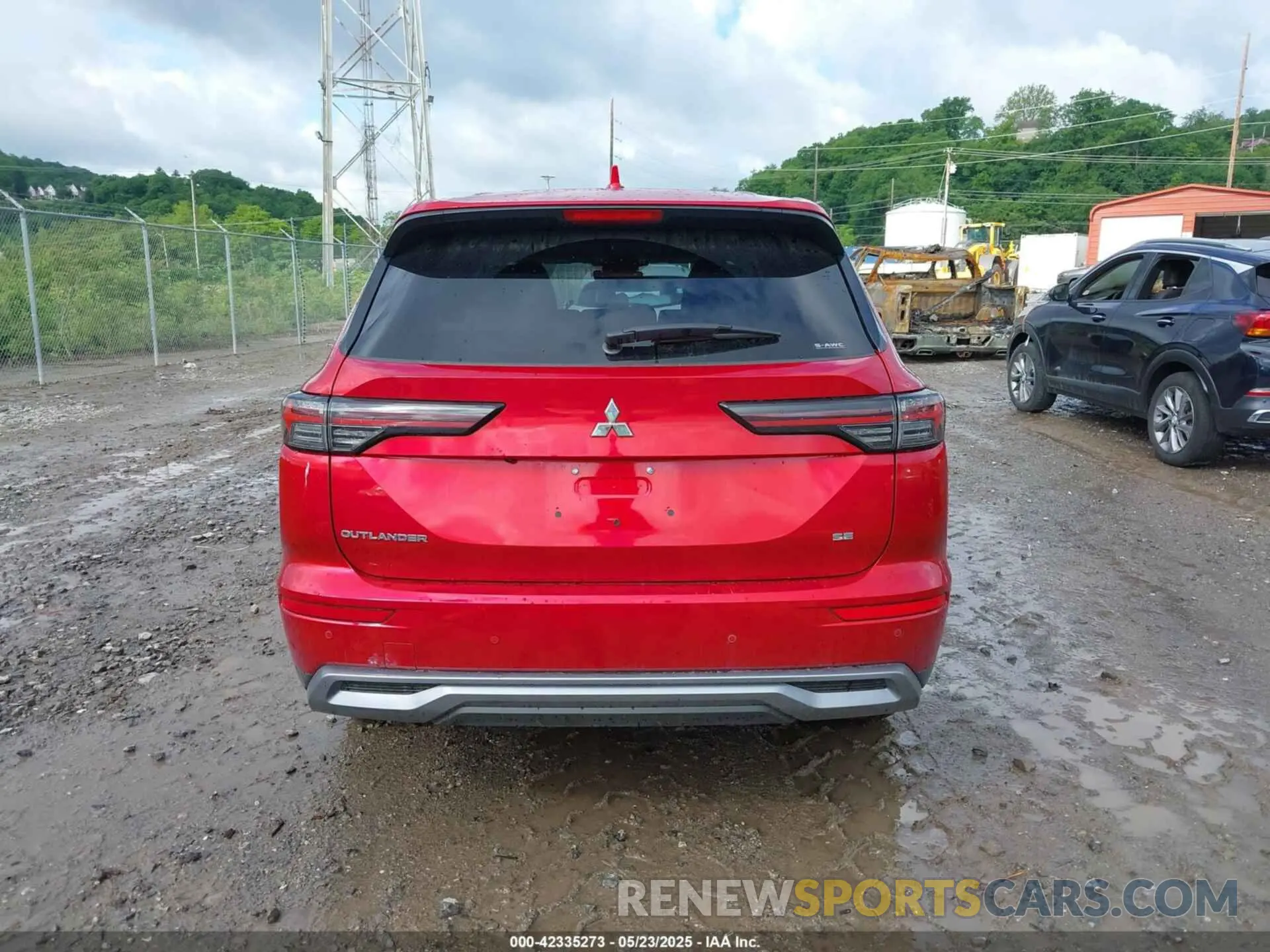17 Photograph of a damaged car JA4J4VA89SZ012392 MITSUBISHI OUTLANDER 2025