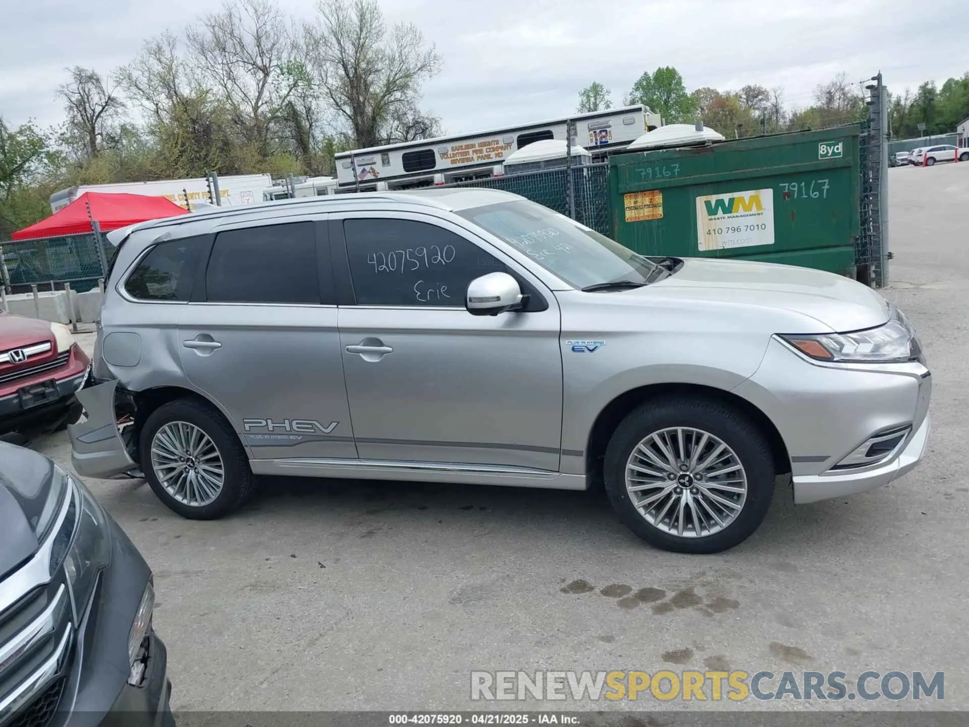 13 Photograph of a damaged car JA4J24A54KZ047069 MITSUBISHI OUTLANDER PHEV 2019