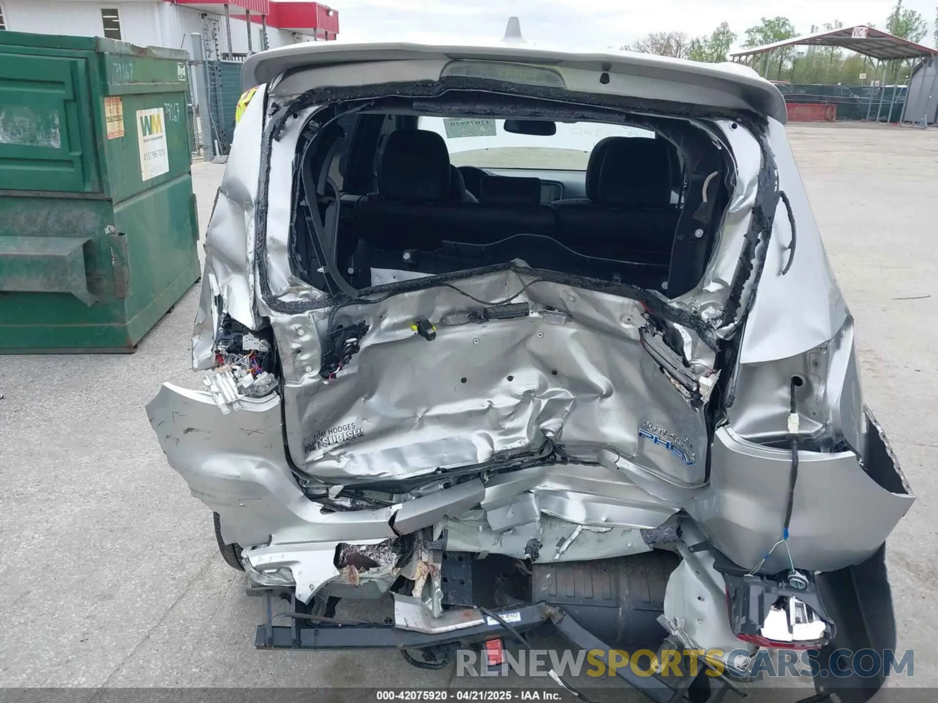 6 Photograph of a damaged car JA4J24A54KZ047069 MITSUBISHI OUTLANDER PHEV 2019