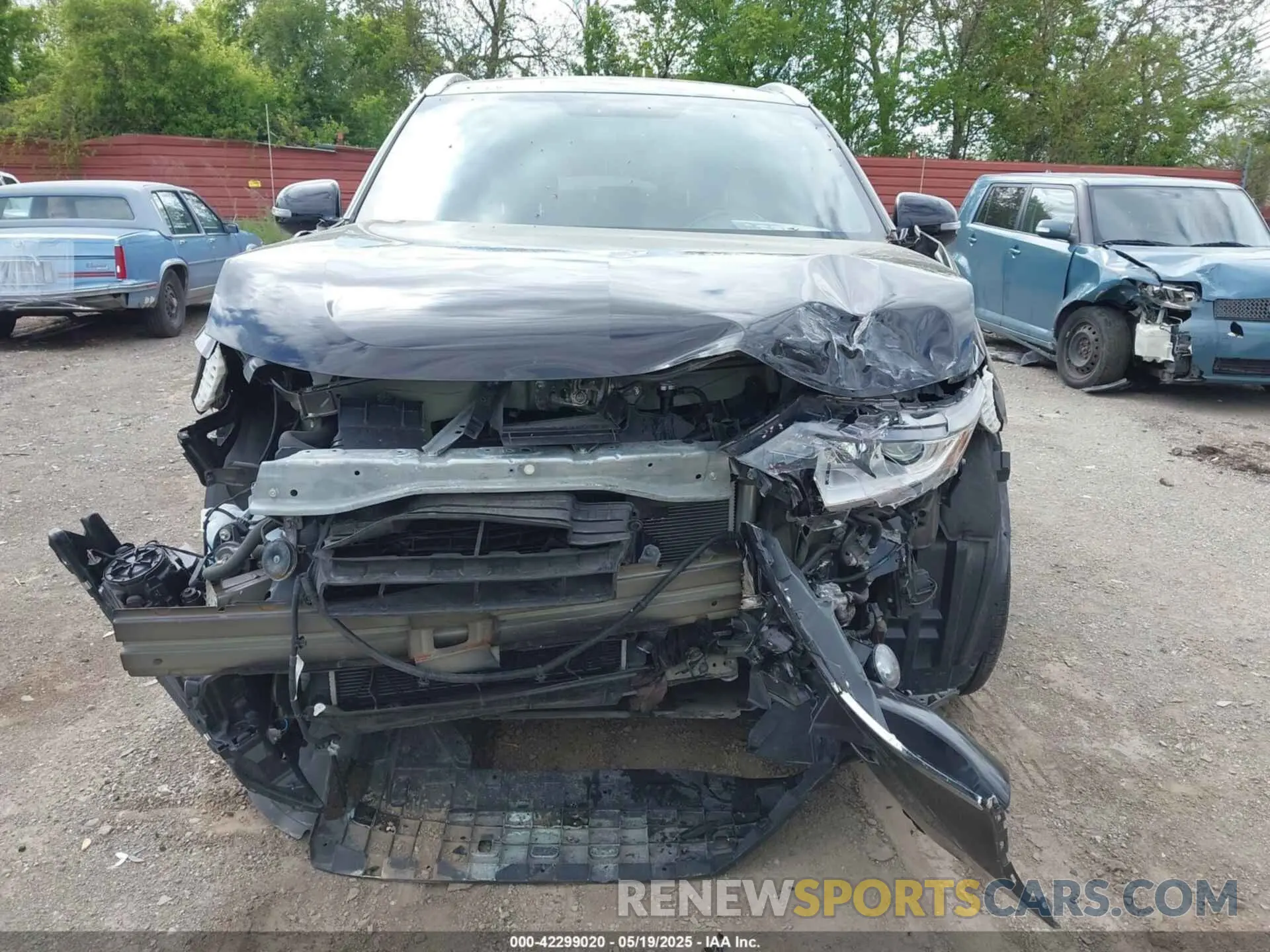 6 Photograph of a damaged car JA4J24A55KZ037103 MITSUBISHI OUTLANDER PHEV 2019