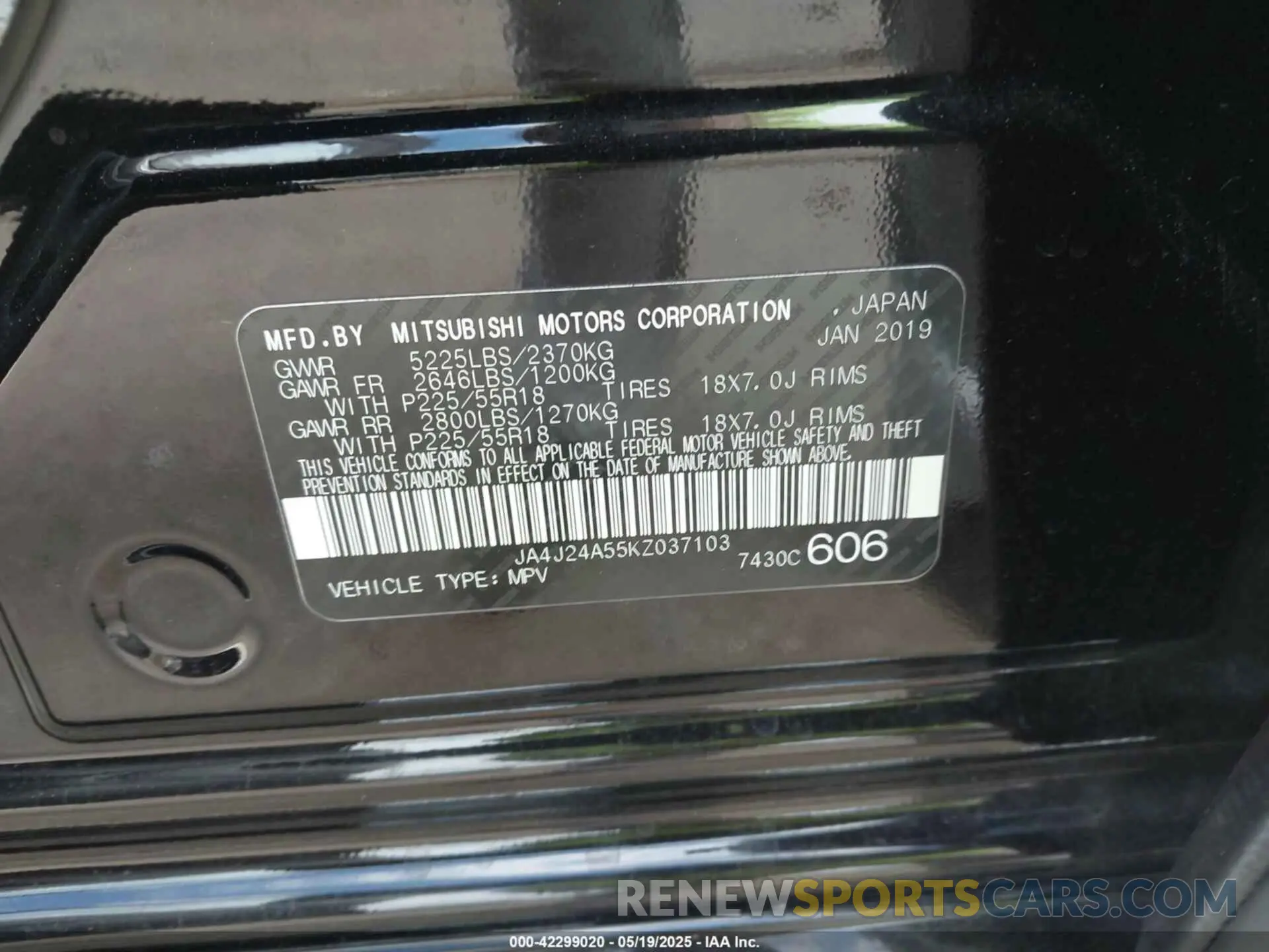 9 Photograph of a damaged car JA4J24A55KZ037103 MITSUBISHI OUTLANDER PHEV 2019