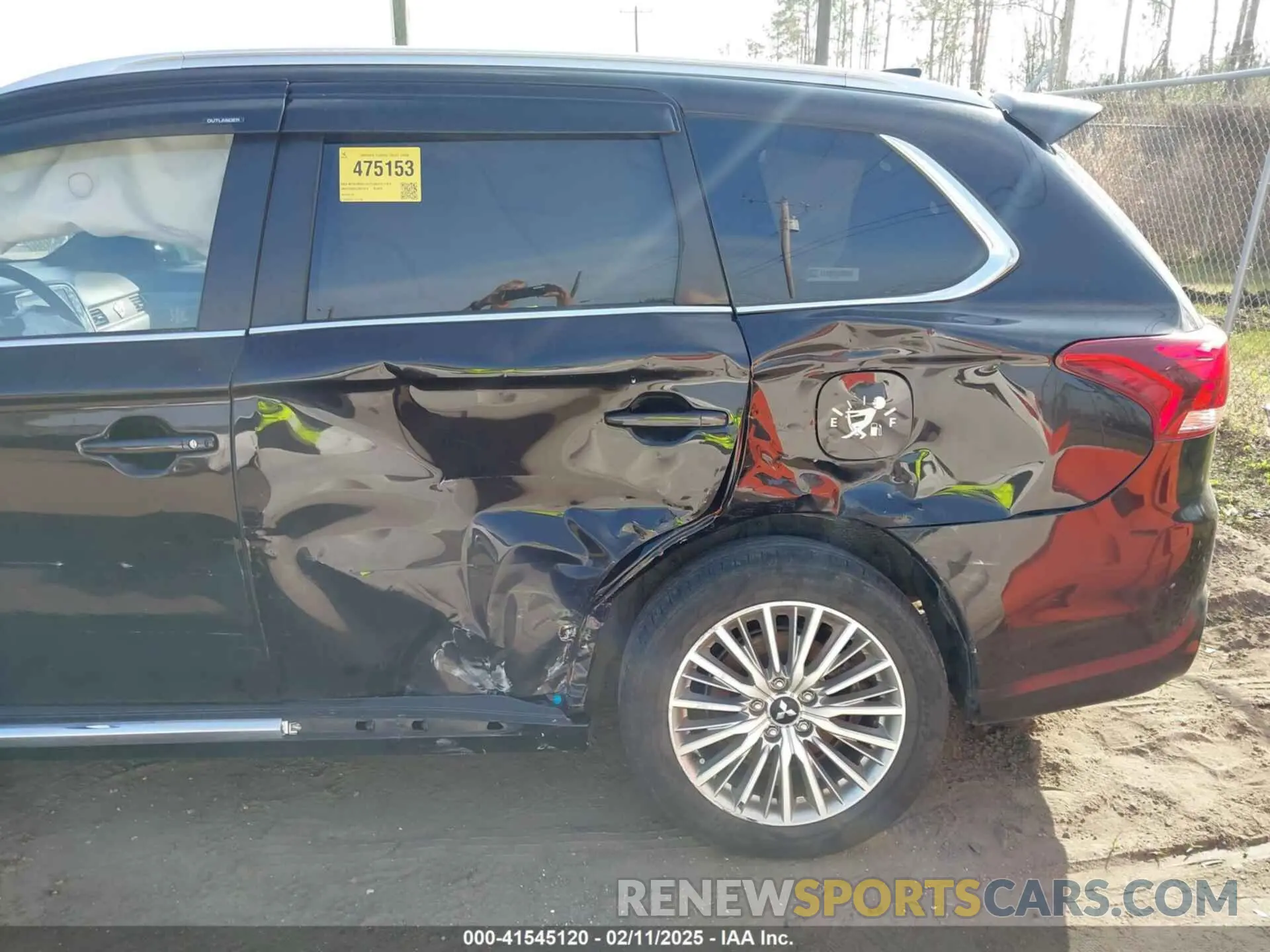 18 Photograph of a damaged car JA4J24A55LZ041914 MITSUBISHI OUTLANDER PHEV 2020