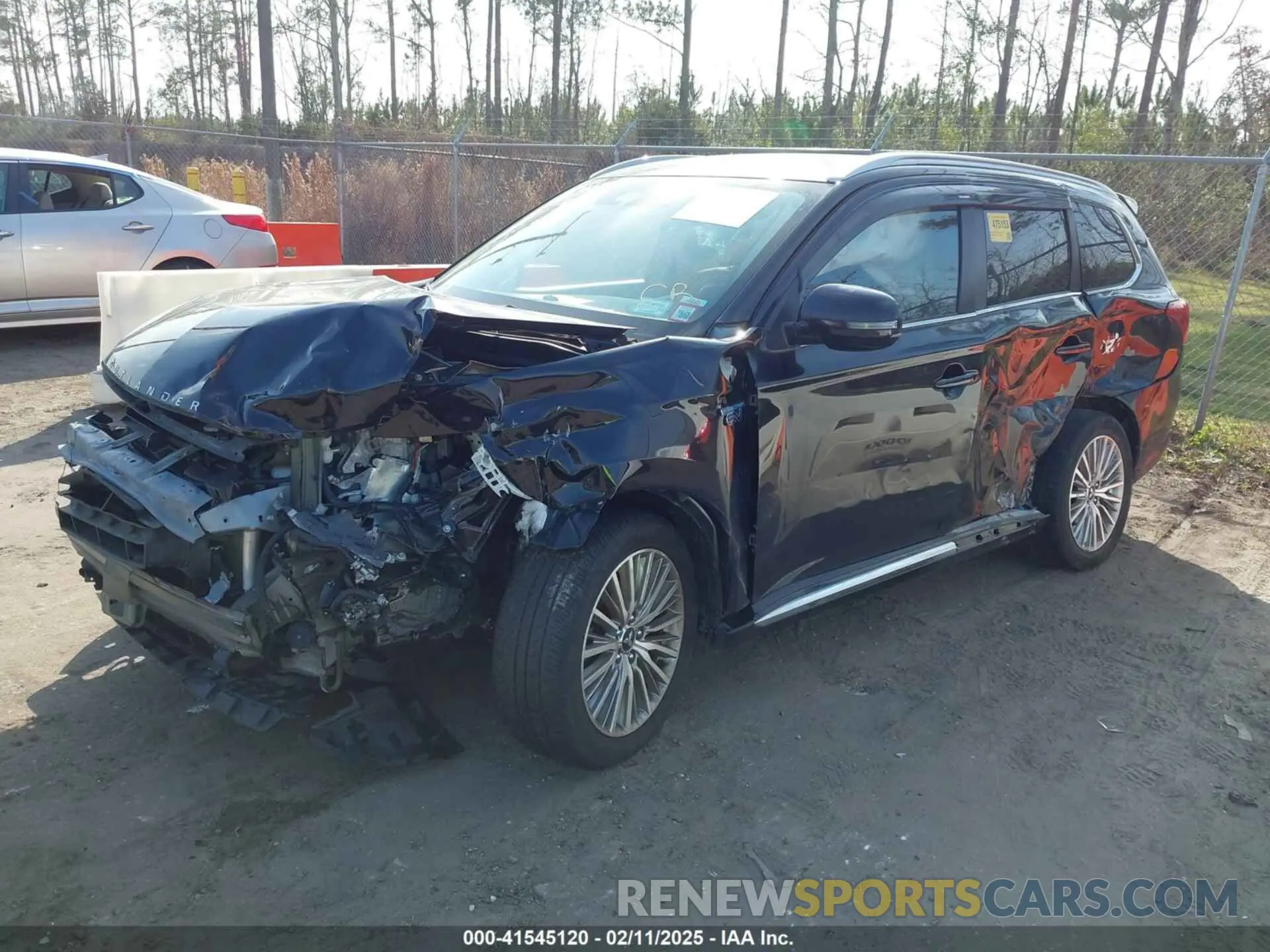6 Photograph of a damaged car JA4J24A55LZ041914 MITSUBISHI OUTLANDER PHEV 2020