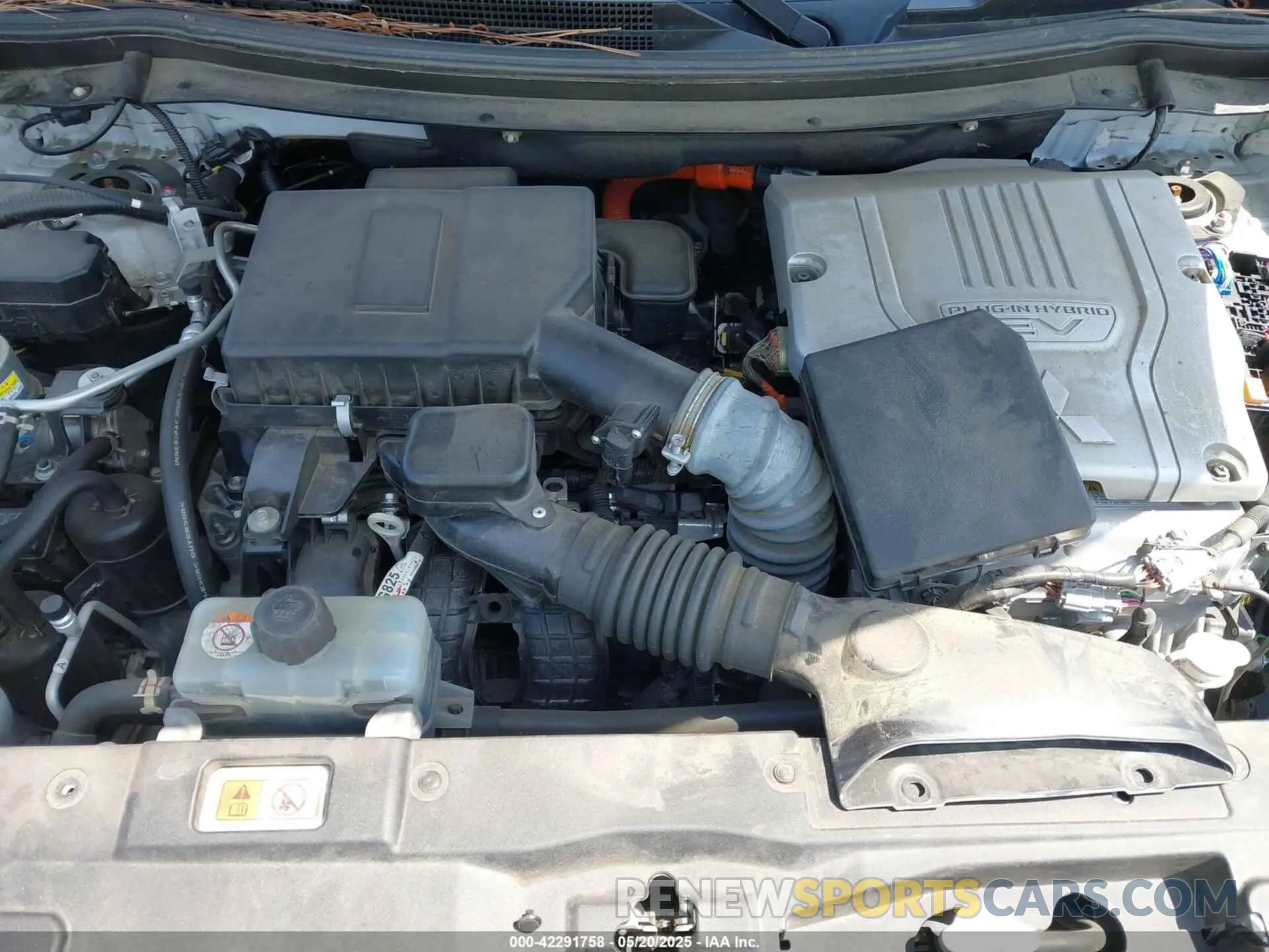 10 Photograph of a damaged car JA4J24A5XLZ041732 MITSUBISHI OUTLANDER PHEV 2020
