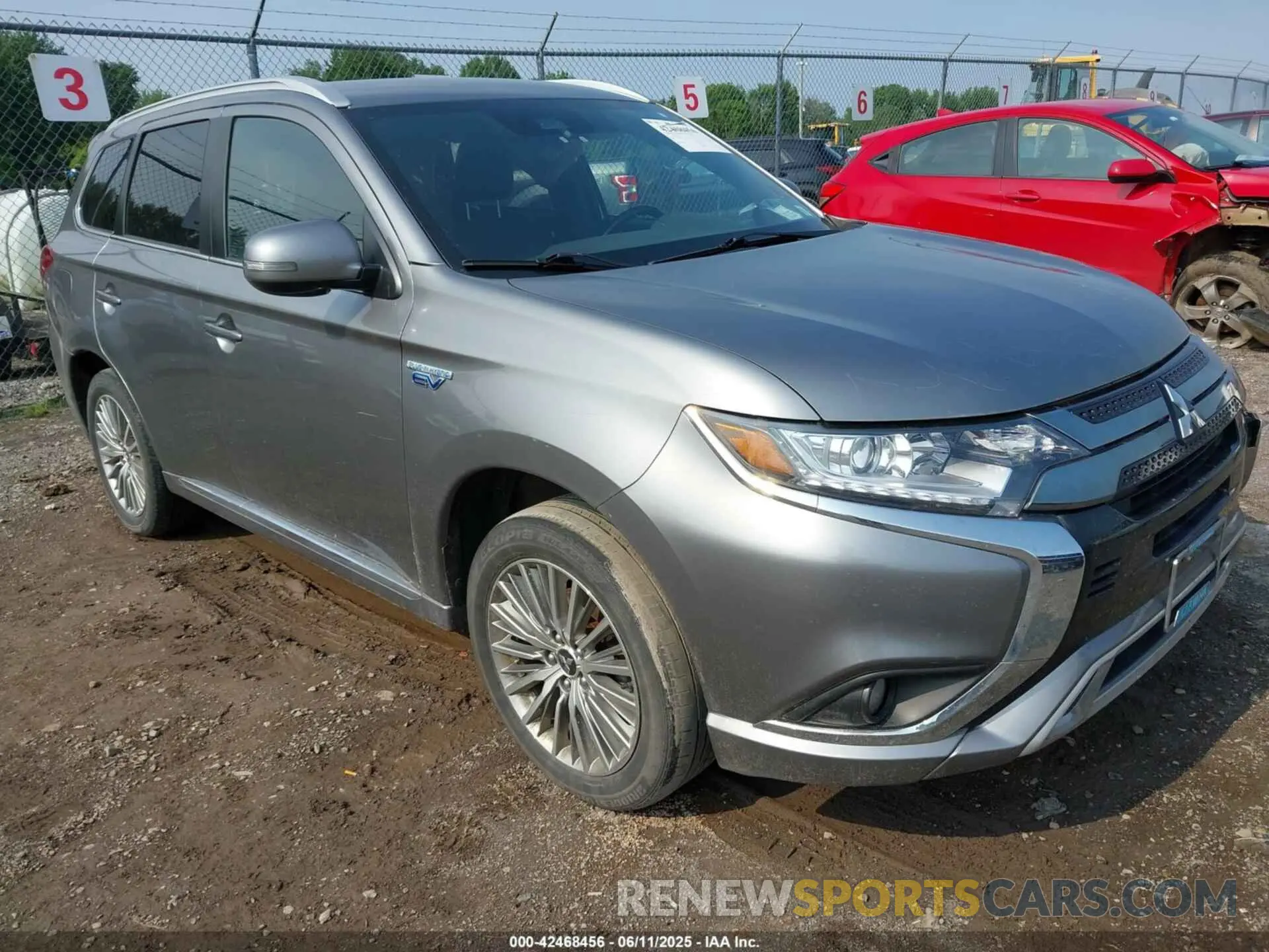 1 Photograph of a damaged car JA4J2VA73MZ000819 MITSUBISHI OUTLANDER PHEV 2021