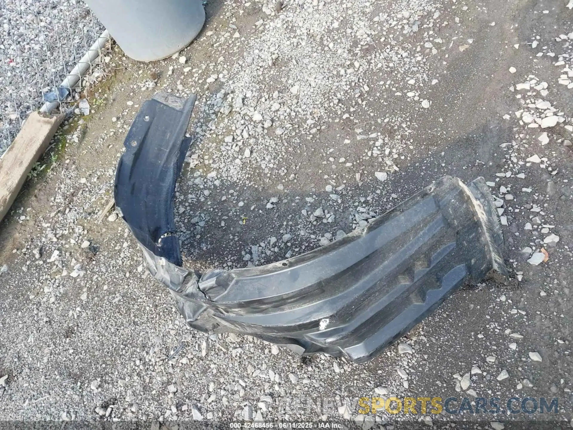 12 Photograph of a damaged car JA4J2VA73MZ000819 MITSUBISHI OUTLANDER PHEV 2021