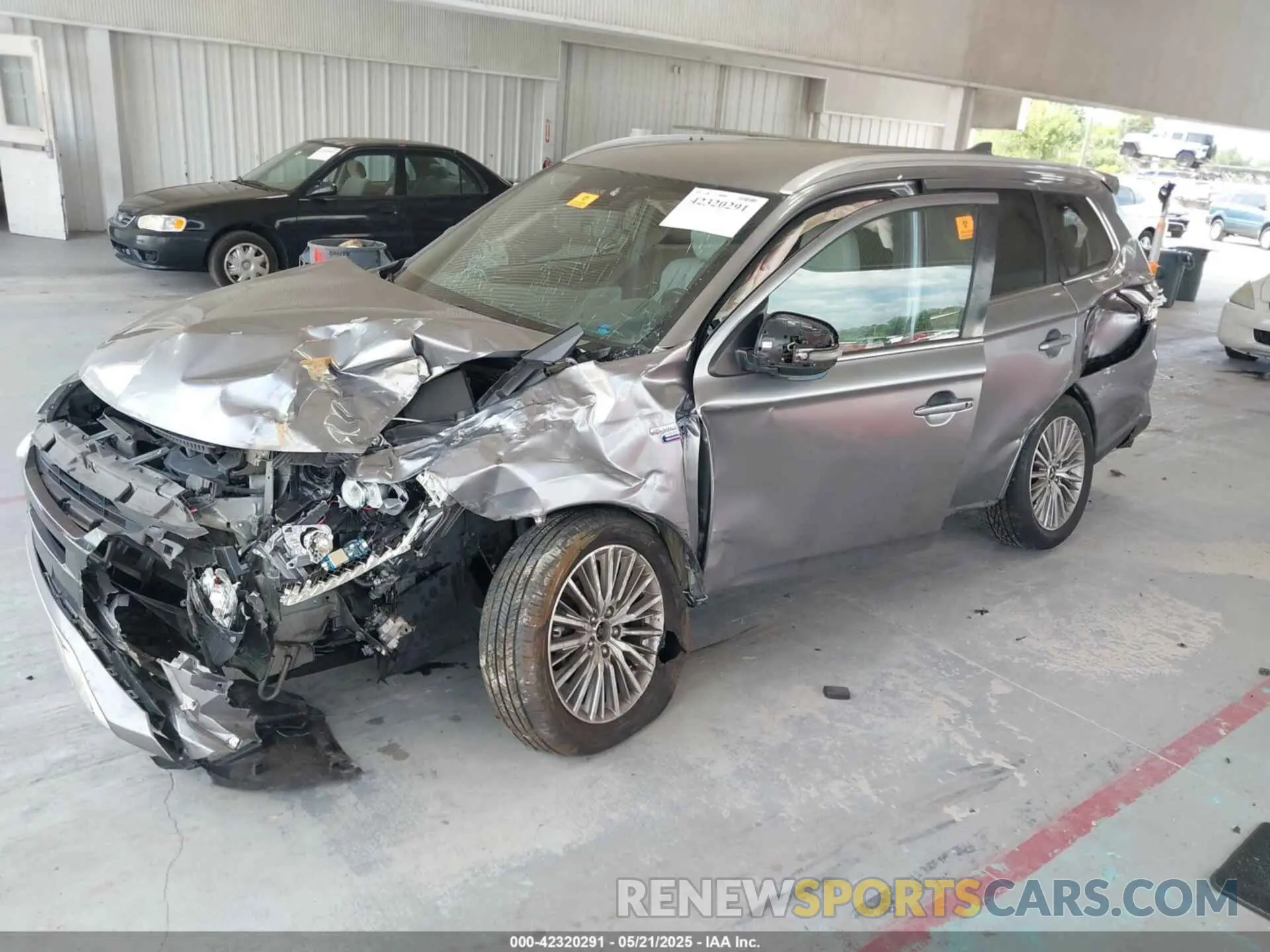 2 Photograph of a damaged car JA4J2VA70NZ033861 MITSUBISHI OUTLANDER PHEV 2022