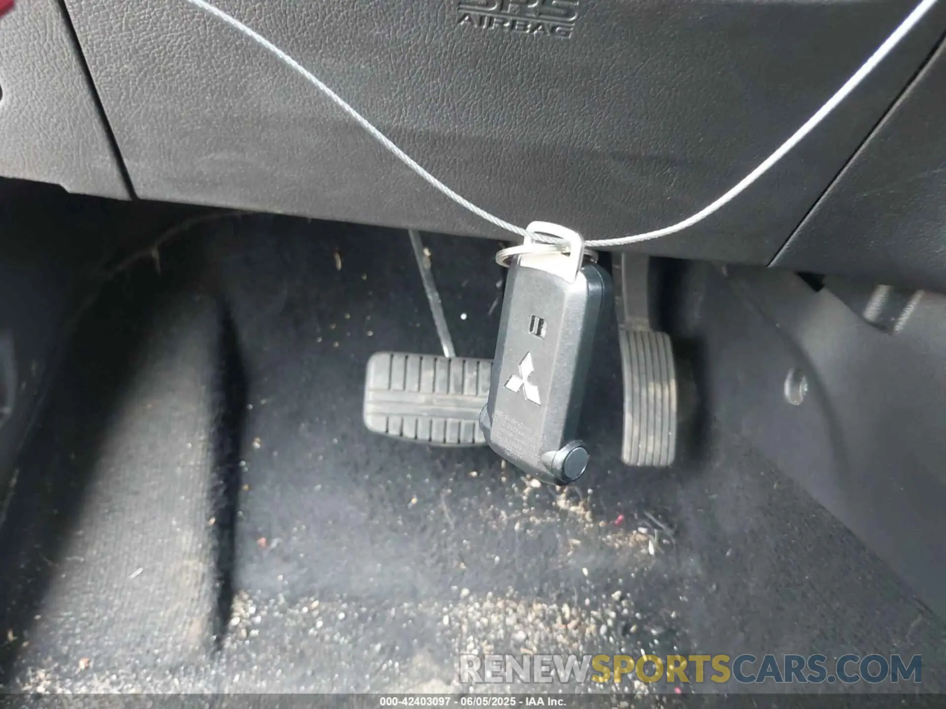 11 Photograph of a damaged car JA4J2VA7XNZ027159 MITSUBISHI OUTLANDER PHEV 2022