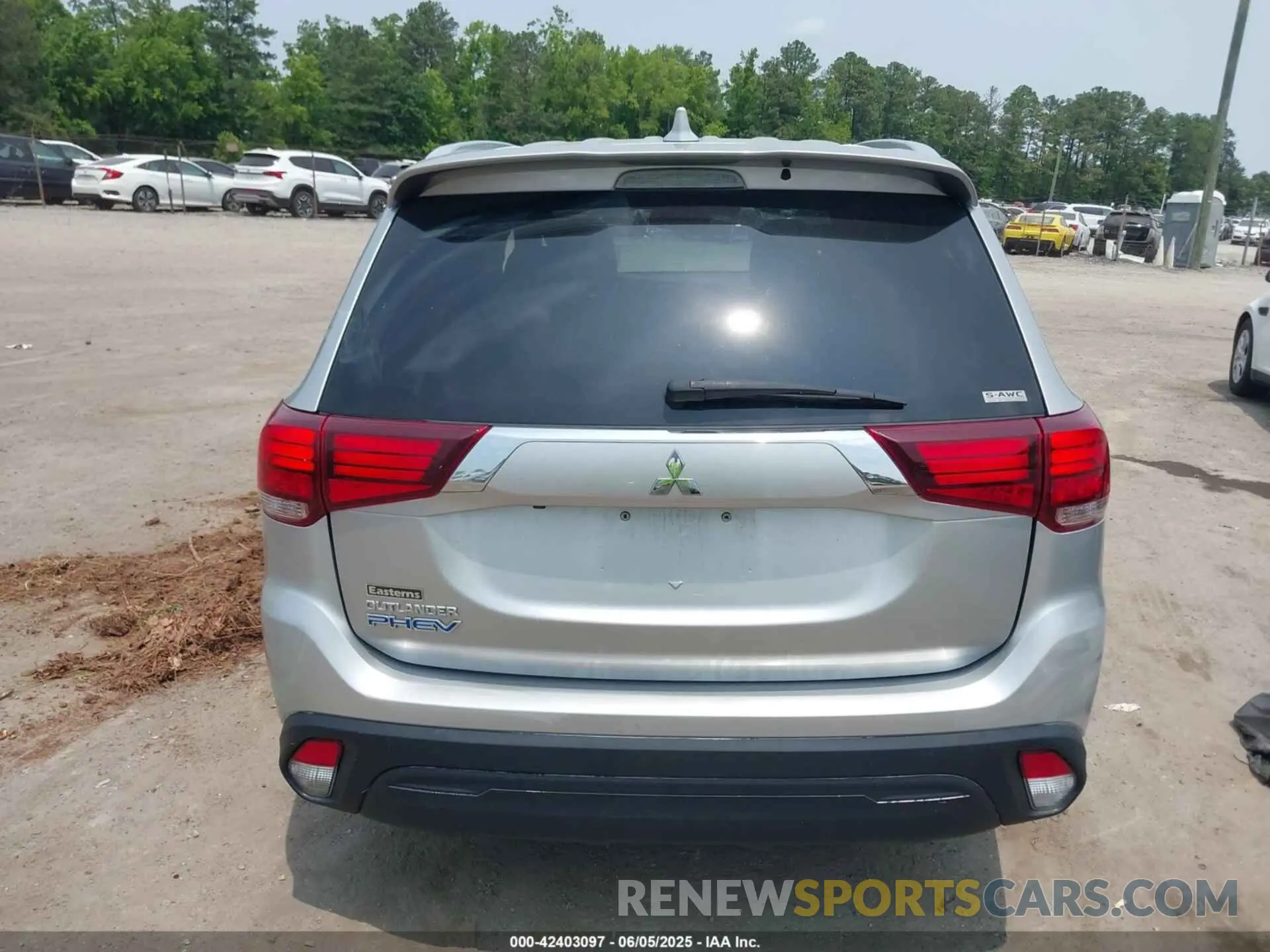 16 Photograph of a damaged car JA4J2VA7XNZ027159 MITSUBISHI OUTLANDER PHEV 2022