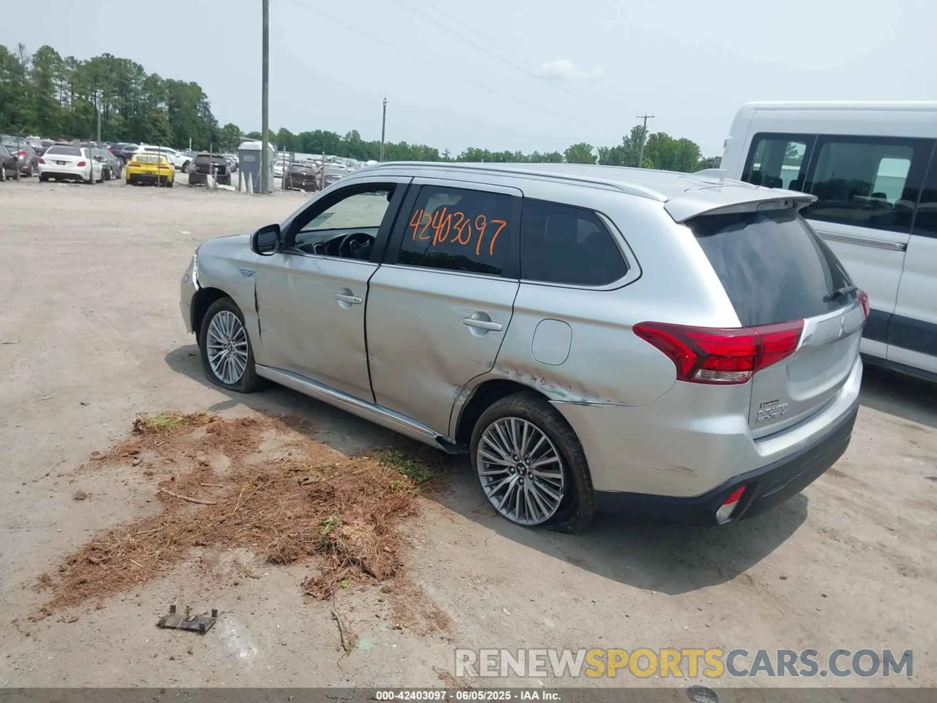 3 Photograph of a damaged car JA4J2VA7XNZ027159 MITSUBISHI OUTLANDER PHEV 2022