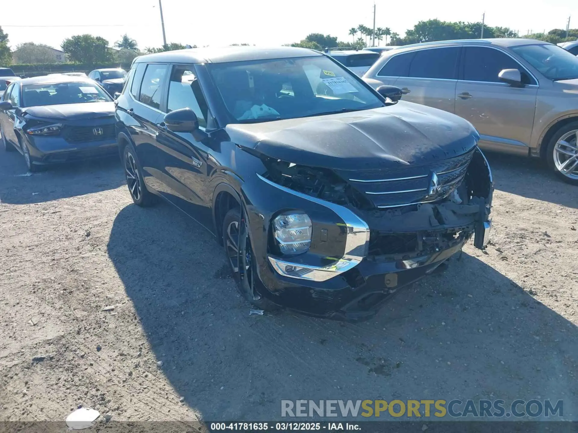 1 Photograph of a damaged car JA4T5UA94PZ036602 MITSUBISHI OUTLANDER PHEV 2023