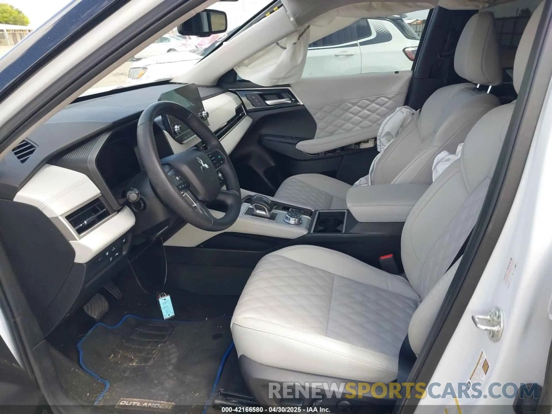 5 Photograph of a damaged car JA4T5VA94PZ029056 MITSUBISHI OUTLANDER PHEV 2023