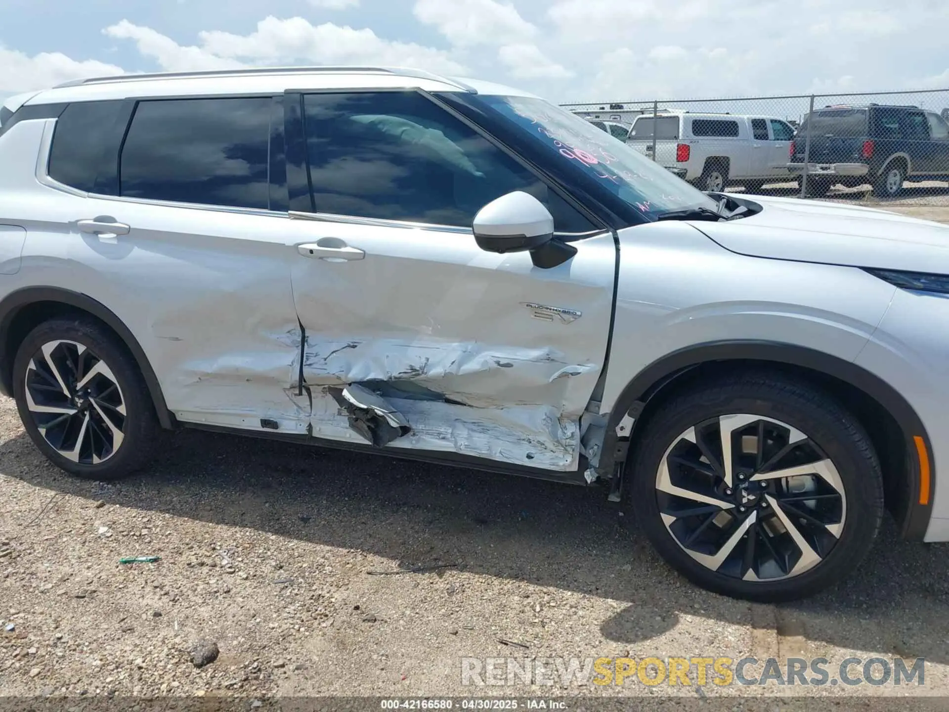 6 Photograph of a damaged car JA4T5VA94PZ029056 MITSUBISHI OUTLANDER PHEV 2023