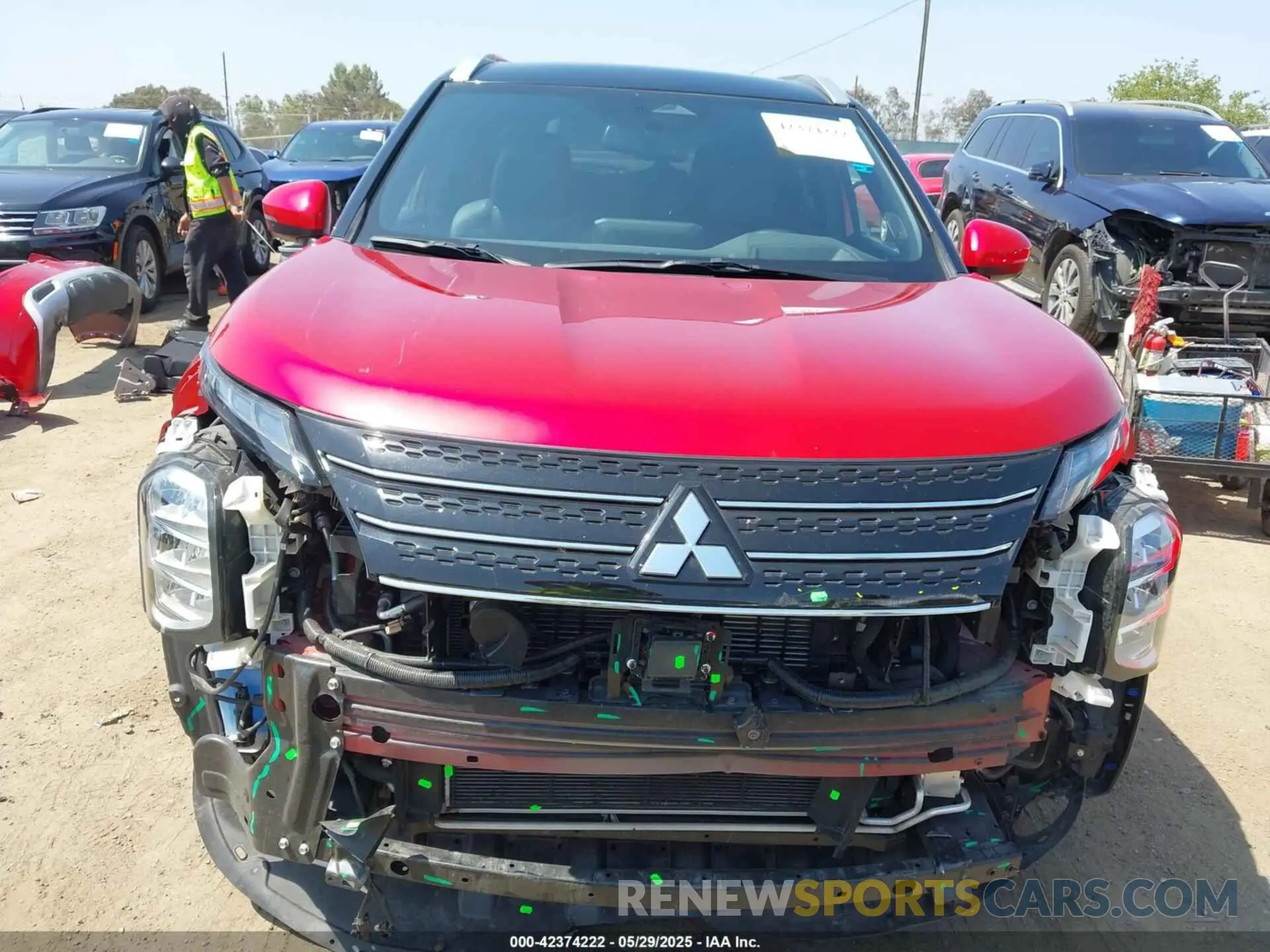 13 Photograph of a damaged car JA4T5VA94PZ062610 MITSUBISHI OUTLANDER PHEV 2023