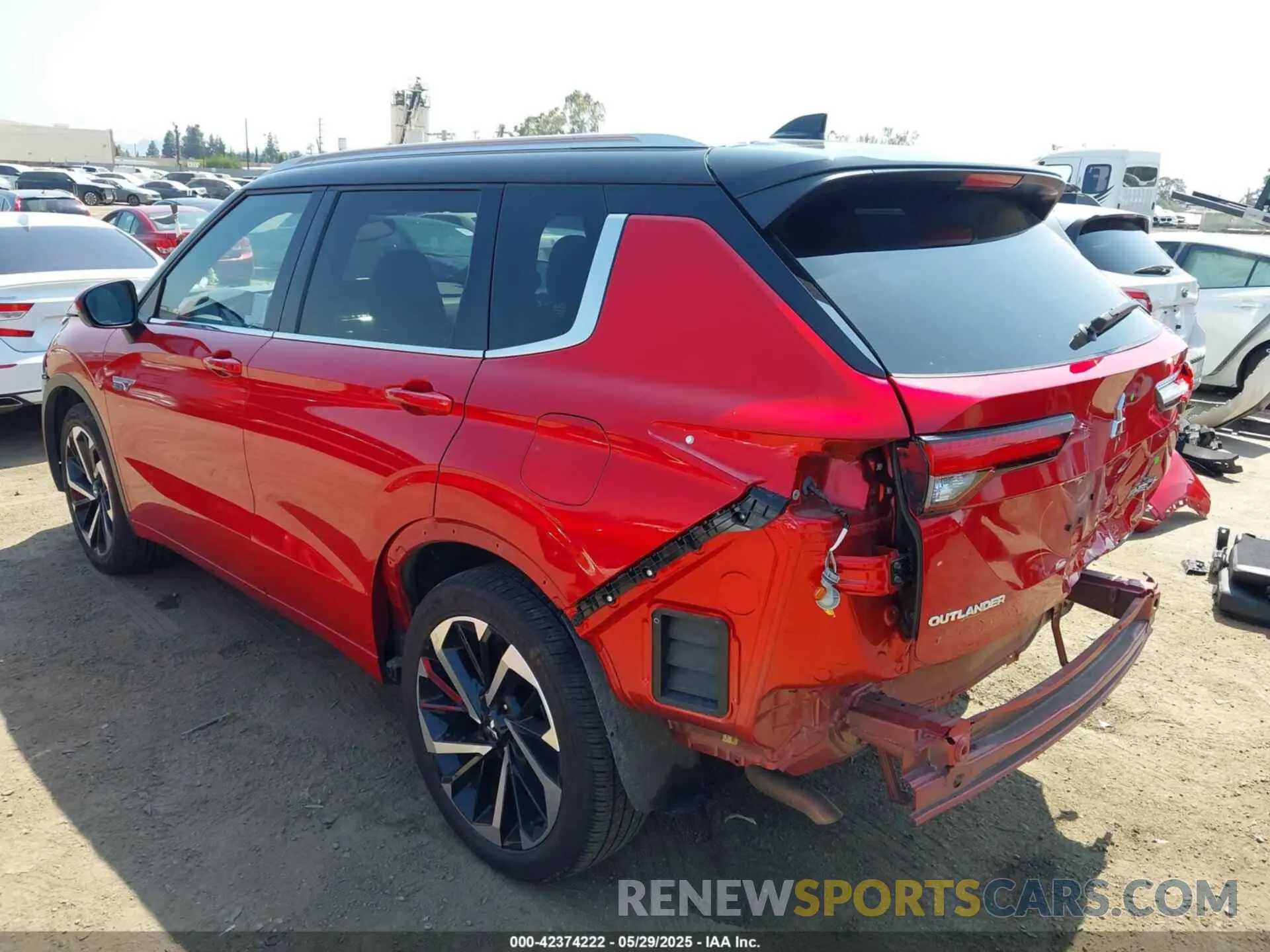 3 Photograph of a damaged car JA4T5VA94PZ062610 MITSUBISHI OUTLANDER PHEV 2023