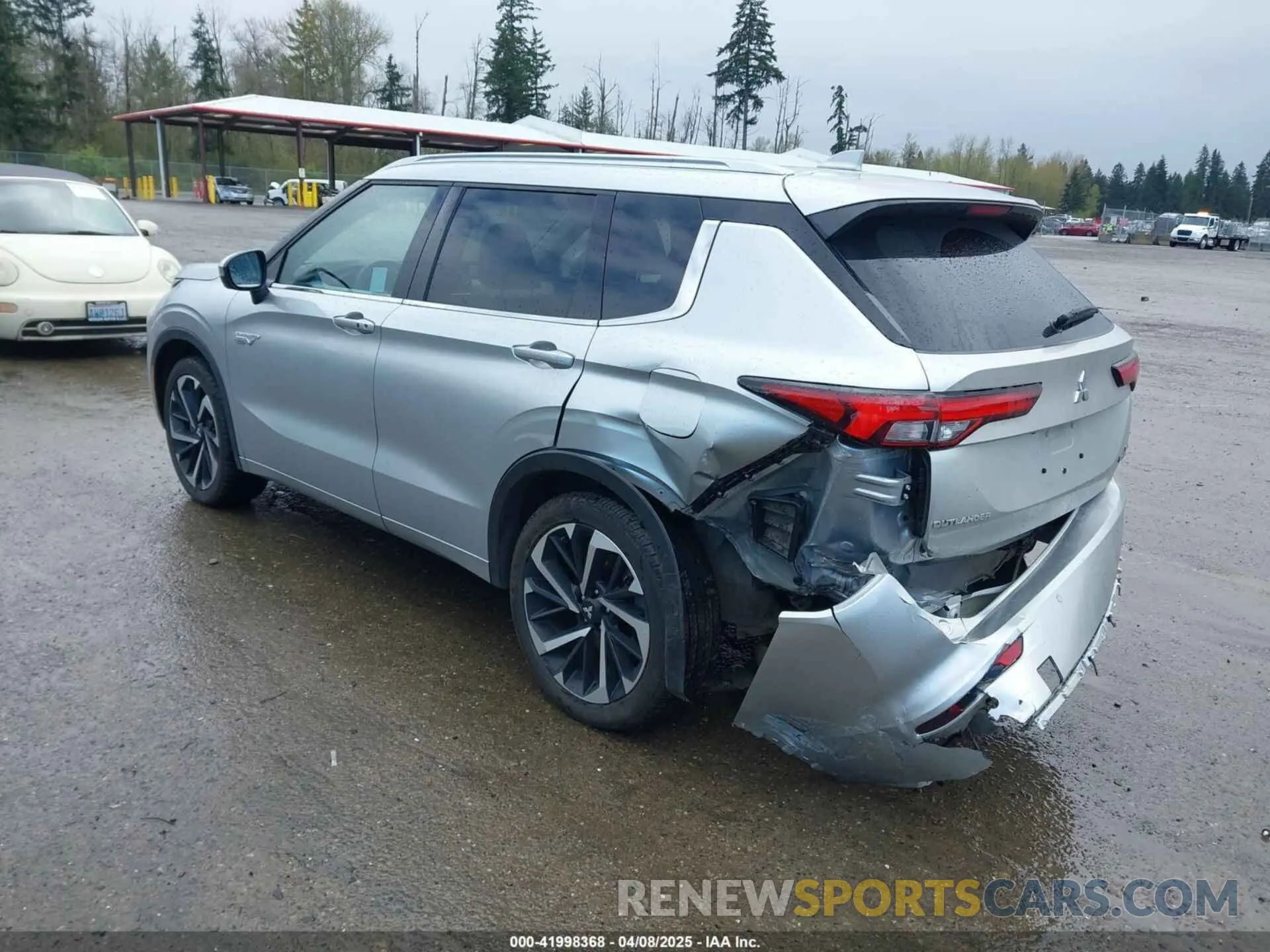 3 Photograph of a damaged car JA4T5WA93RZ051543 MITSUBISHI OUTLANDER PHEV 2024