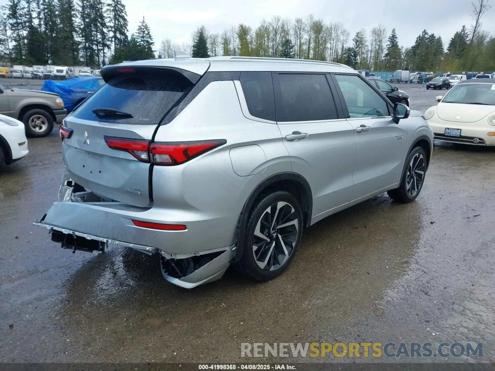 4 Photograph of a damaged car JA4T5WA93RZ051543 MITSUBISHI OUTLANDER PHEV 2024