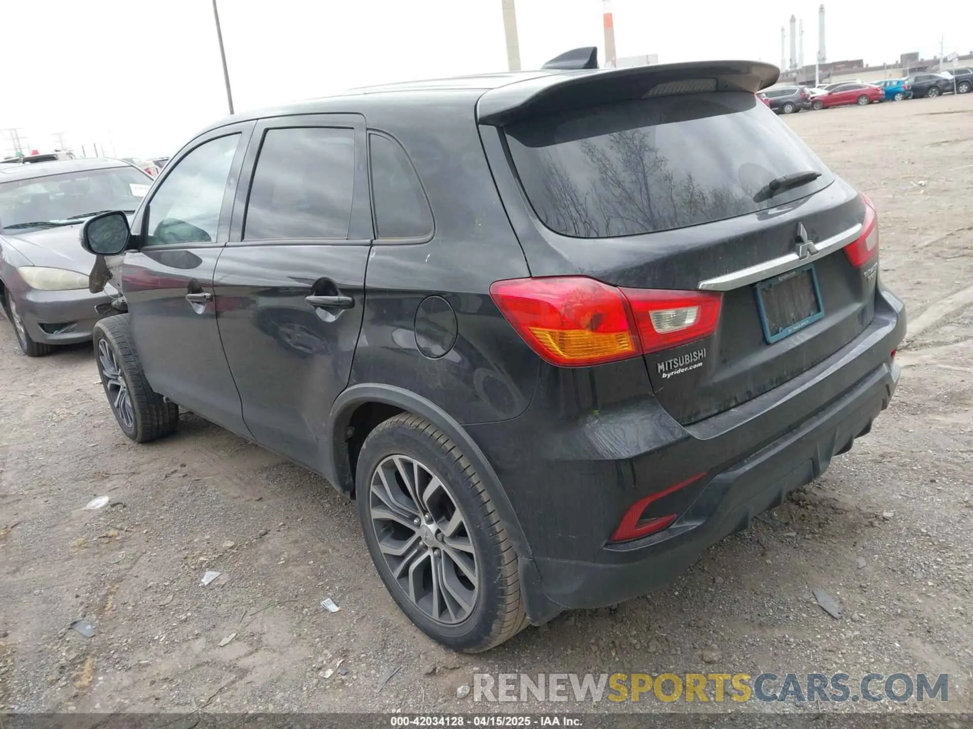 3 Photograph of a damaged car JA4AP3AU0KU019432 MITSUBISHI OUTLANDER SPORT 2019