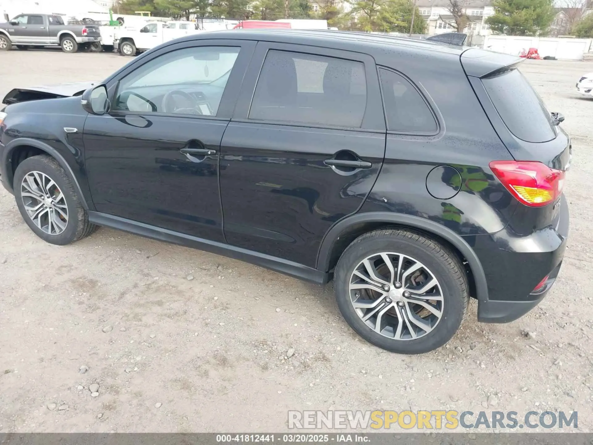 3 Photograph of a damaged car JA4AP3AU0KU023173 MITSUBISHI OUTLANDER SPORT 2019