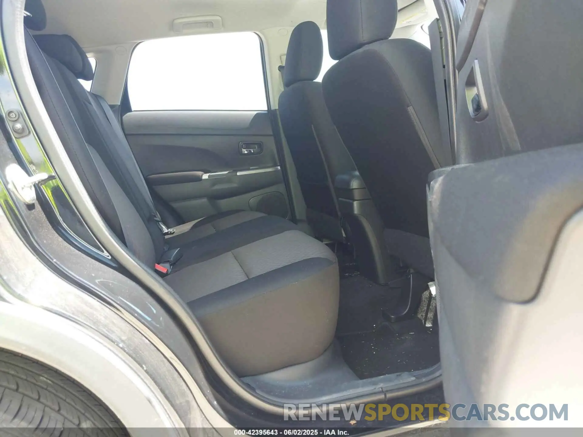 8 Photograph of a damaged car JA4AP3AU0KU029992 MITSUBISHI OUTLANDER SPORT 2019