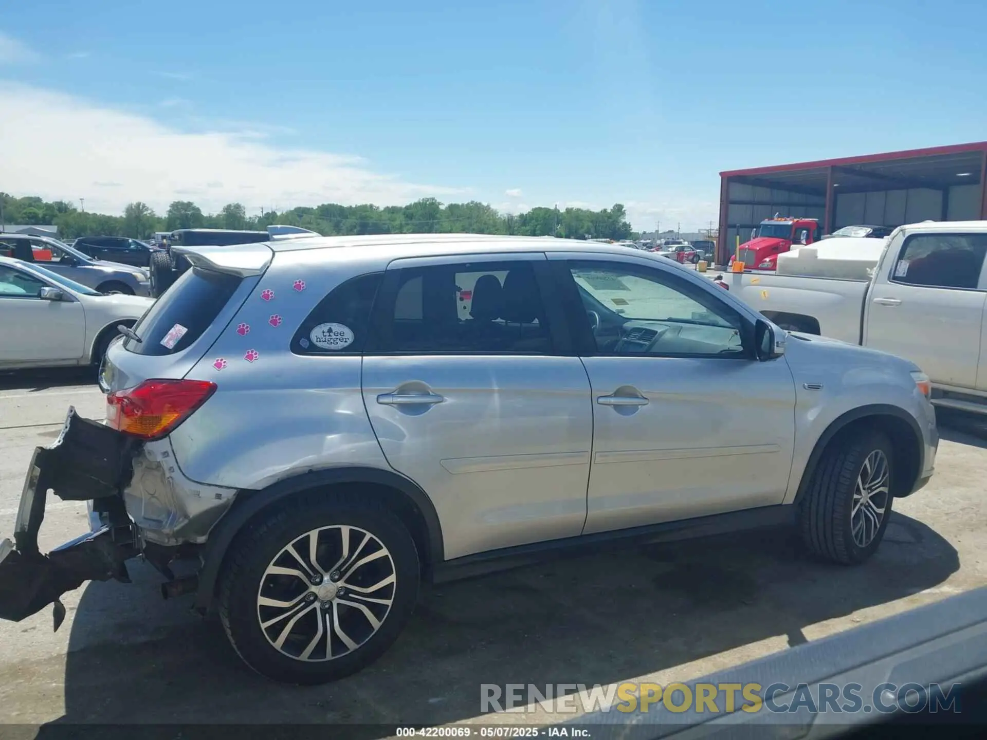 13 Photograph of a damaged car JA4AP3AU0KU033072 MITSUBISHI OUTLANDER SPORT 2019