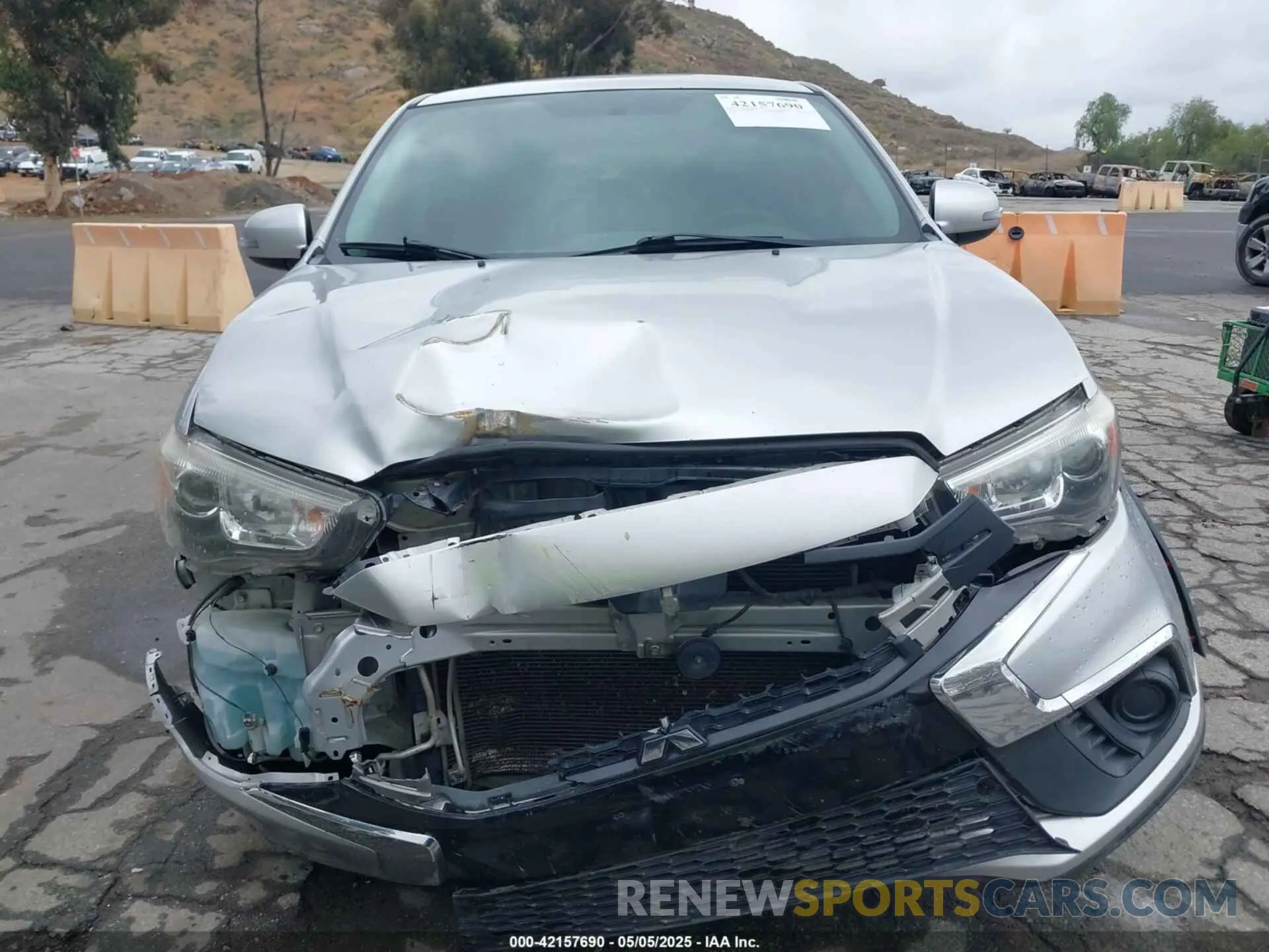 12 Photograph of a damaged car JA4AP3AU2KU003703 MITSUBISHI OUTLANDER SPORT 2019