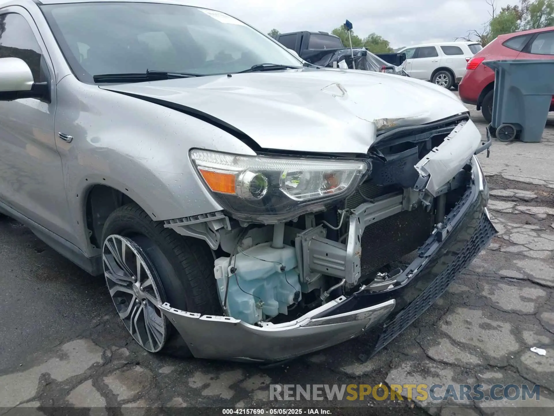 17 Photograph of a damaged car JA4AP3AU2KU003703 MITSUBISHI OUTLANDER SPORT 2019