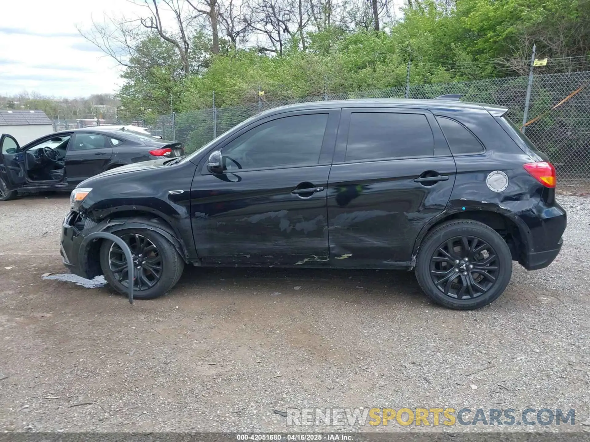 15 Photograph of a damaged car JA4AP3AU2KU012515 MITSUBISHI OUTLANDER SPORT 2019