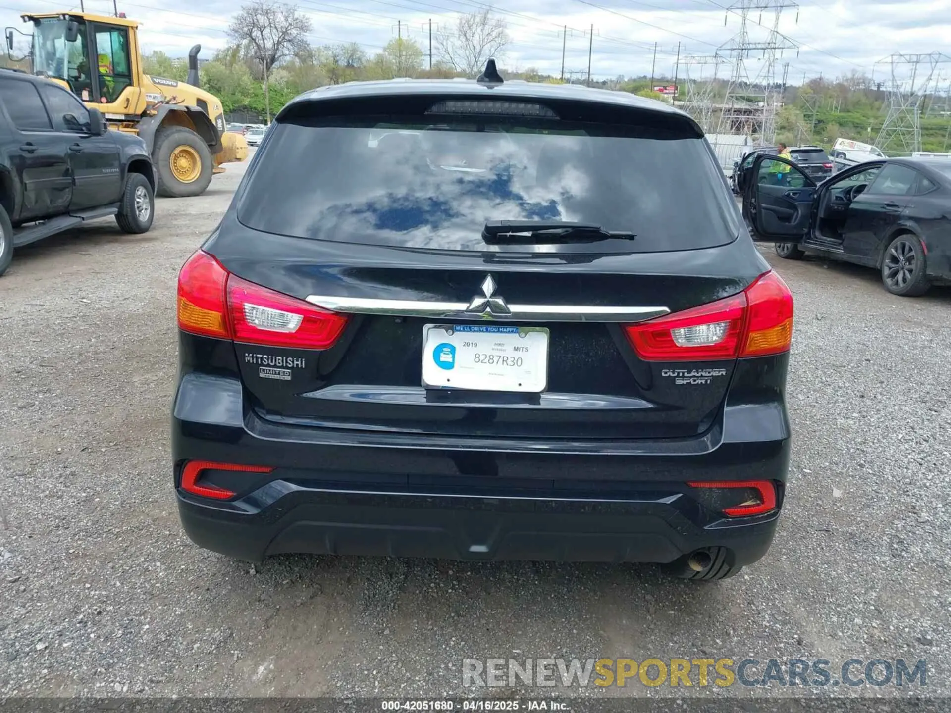 17 Photograph of a damaged car JA4AP3AU2KU012515 MITSUBISHI OUTLANDER SPORT 2019