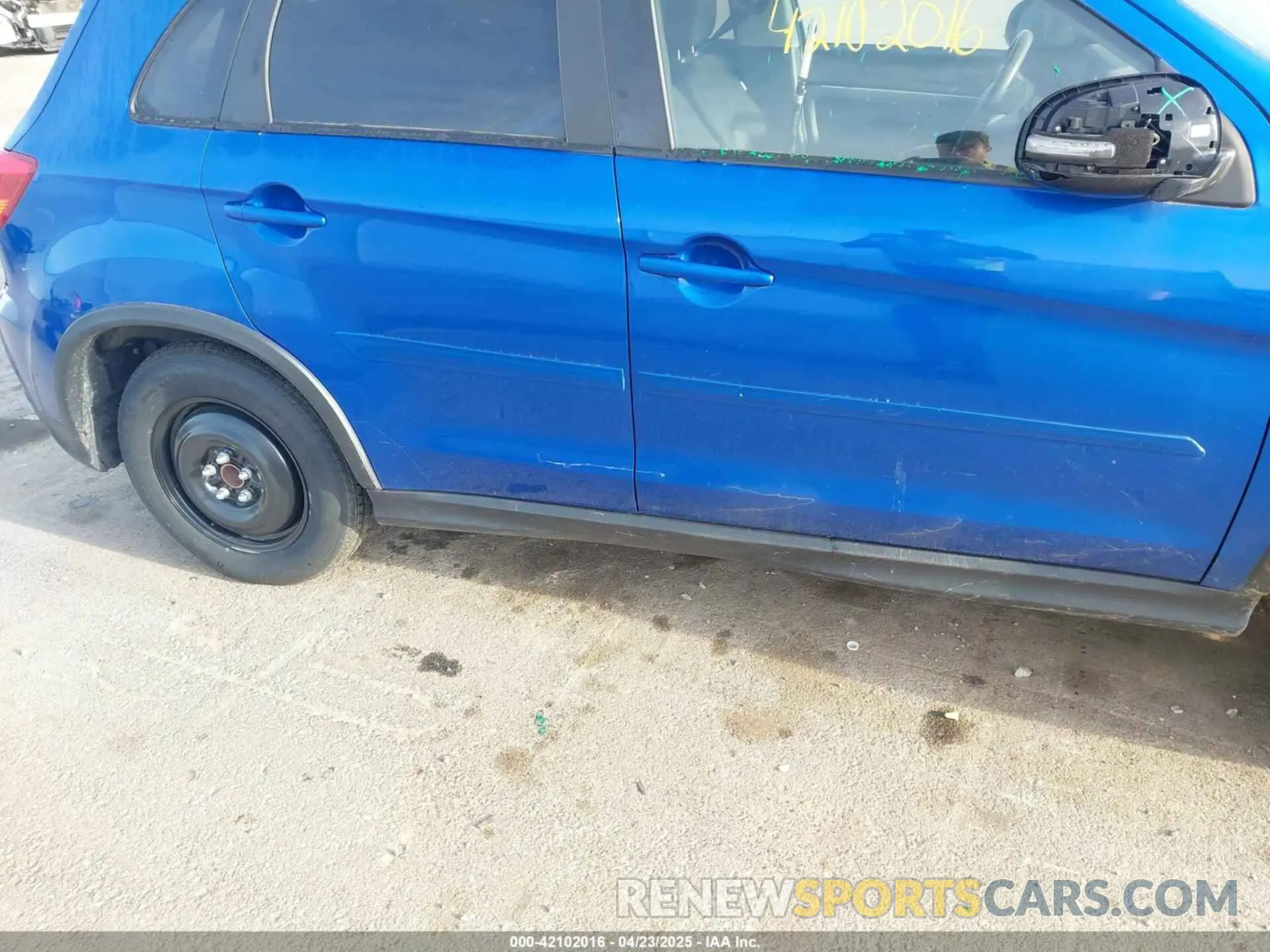 18 Photograph of a damaged car JA4AP3AU2KU018380 MITSUBISHI OUTLANDER SPORT 2019