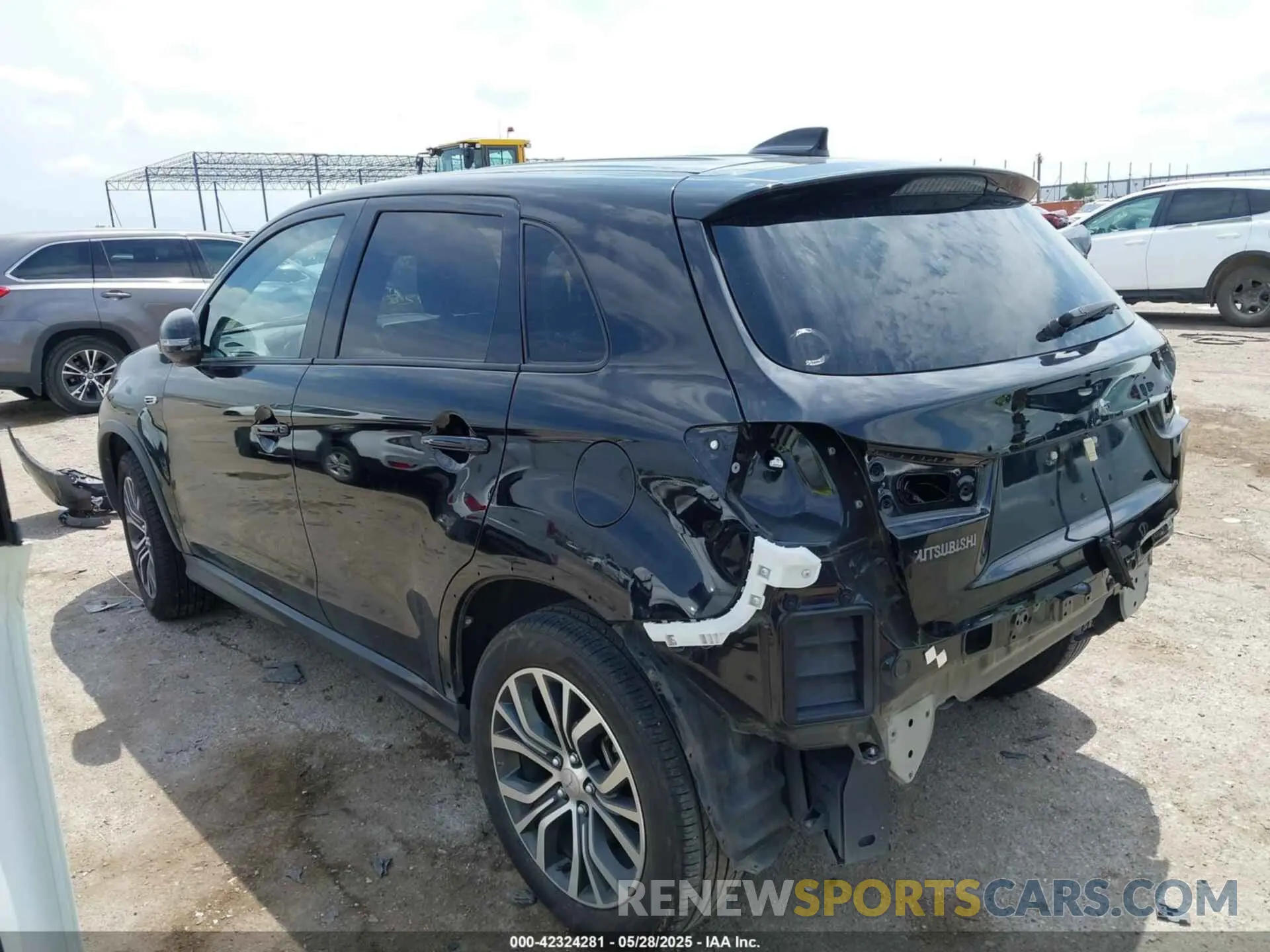 3 Photograph of a damaged car JA4AP3AU2KU020954 MITSUBISHI OUTLANDER SPORT 2019