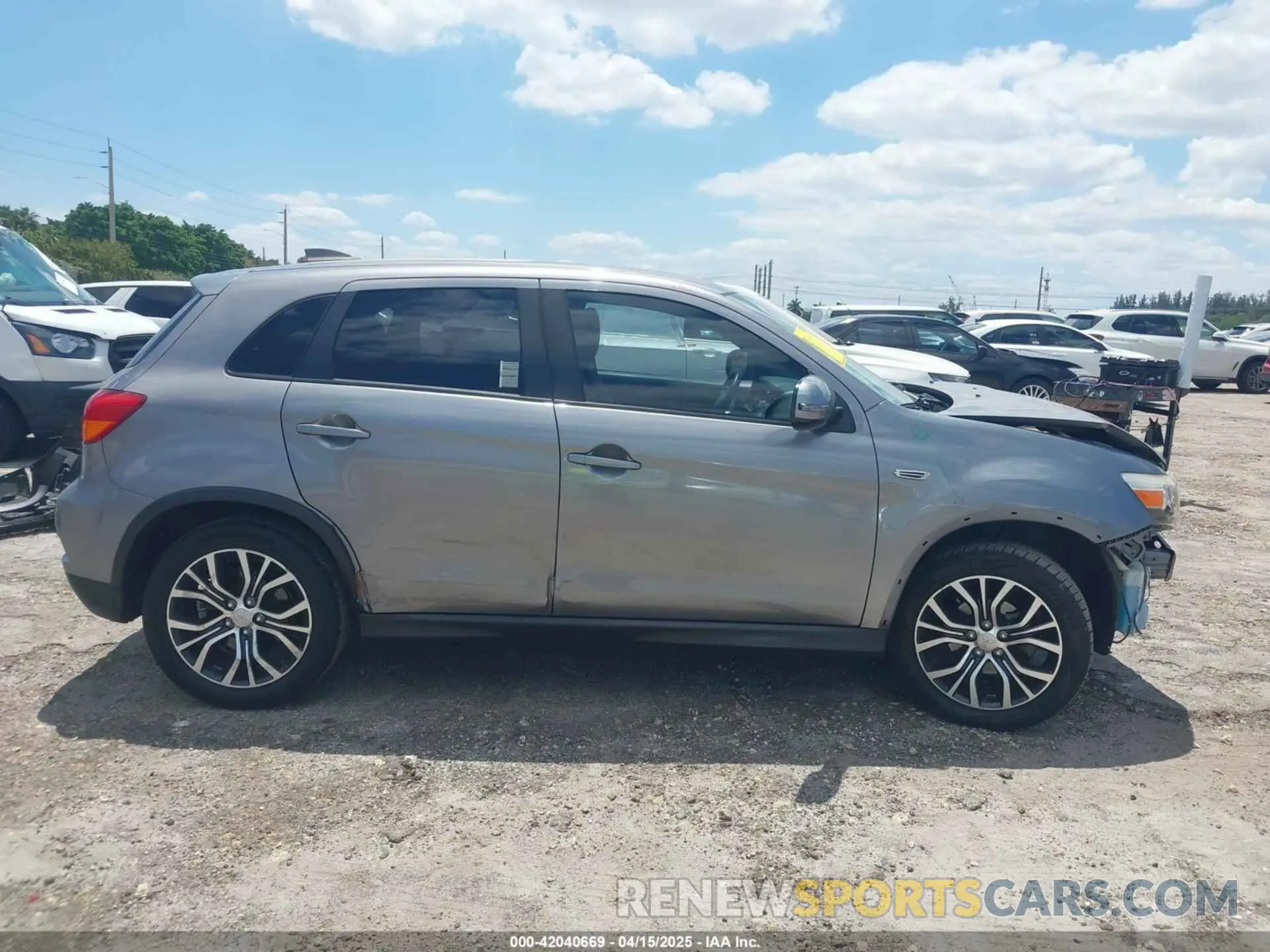 14 Photograph of a damaged car JA4AP3AU3KU013236 MITSUBISHI OUTLANDER SPORT 2019