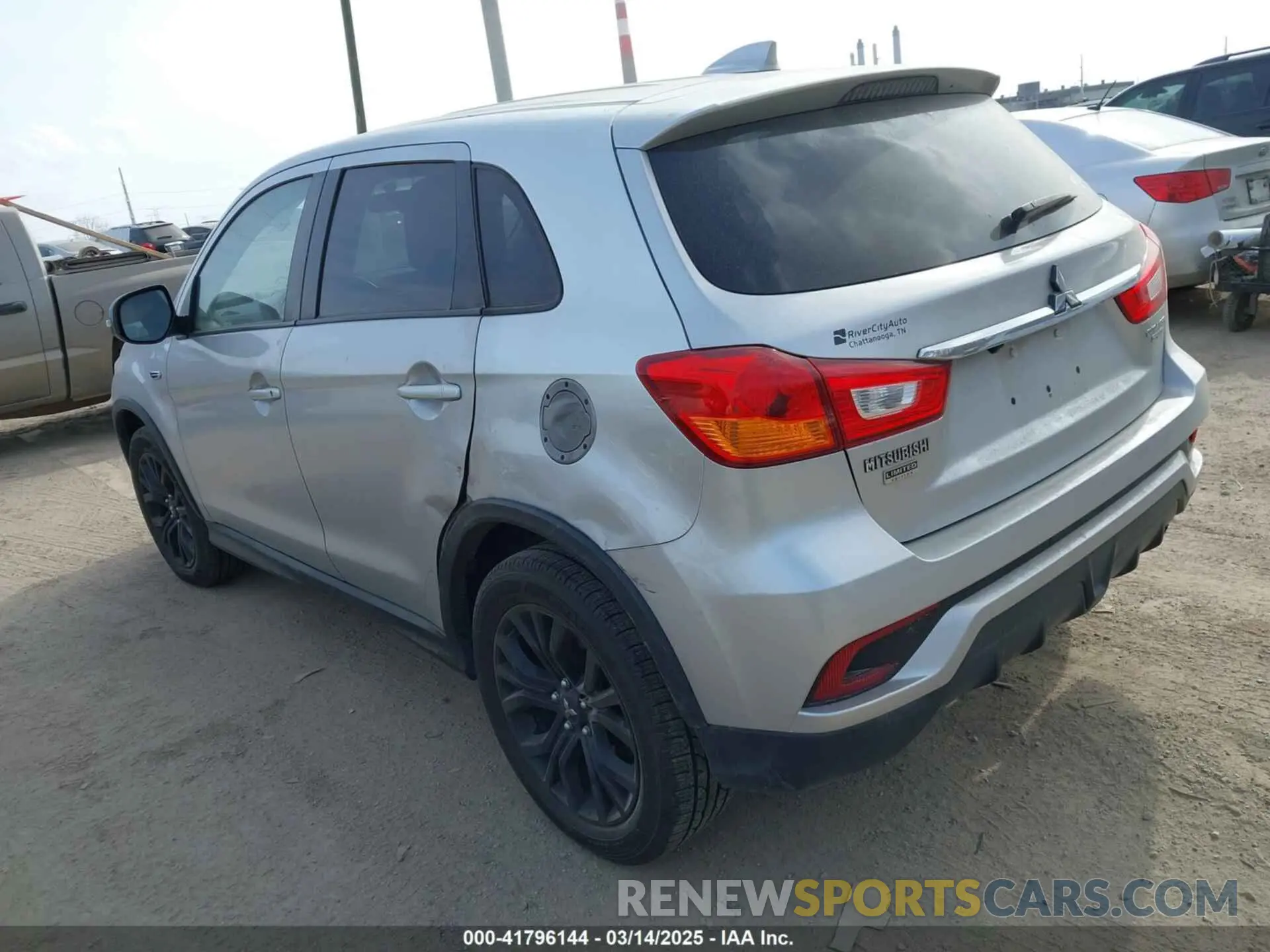 3 Photograph of a damaged car JA4AP3AU3KU025497 MITSUBISHI OUTLANDER SPORT 2019