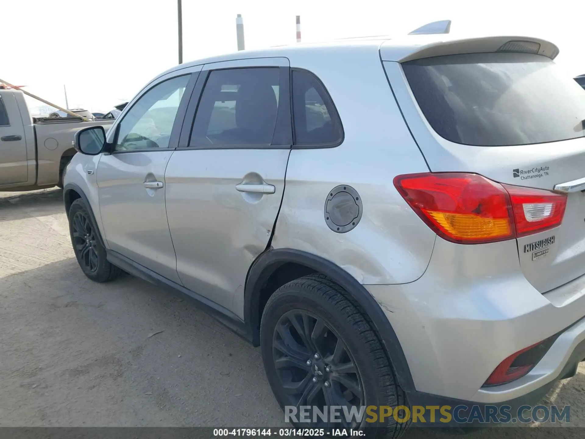 6 Photograph of a damaged car JA4AP3AU3KU025497 MITSUBISHI OUTLANDER SPORT 2019