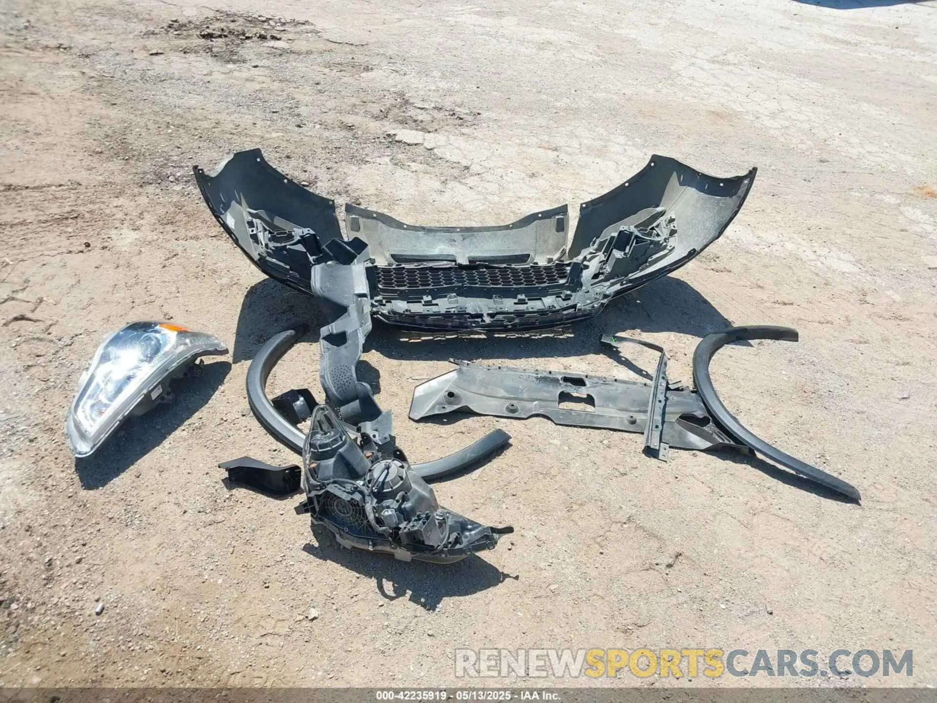 12 Photograph of a damaged car JA4AP3AU3KU027654 MITSUBISHI OUTLANDER SPORT 2019