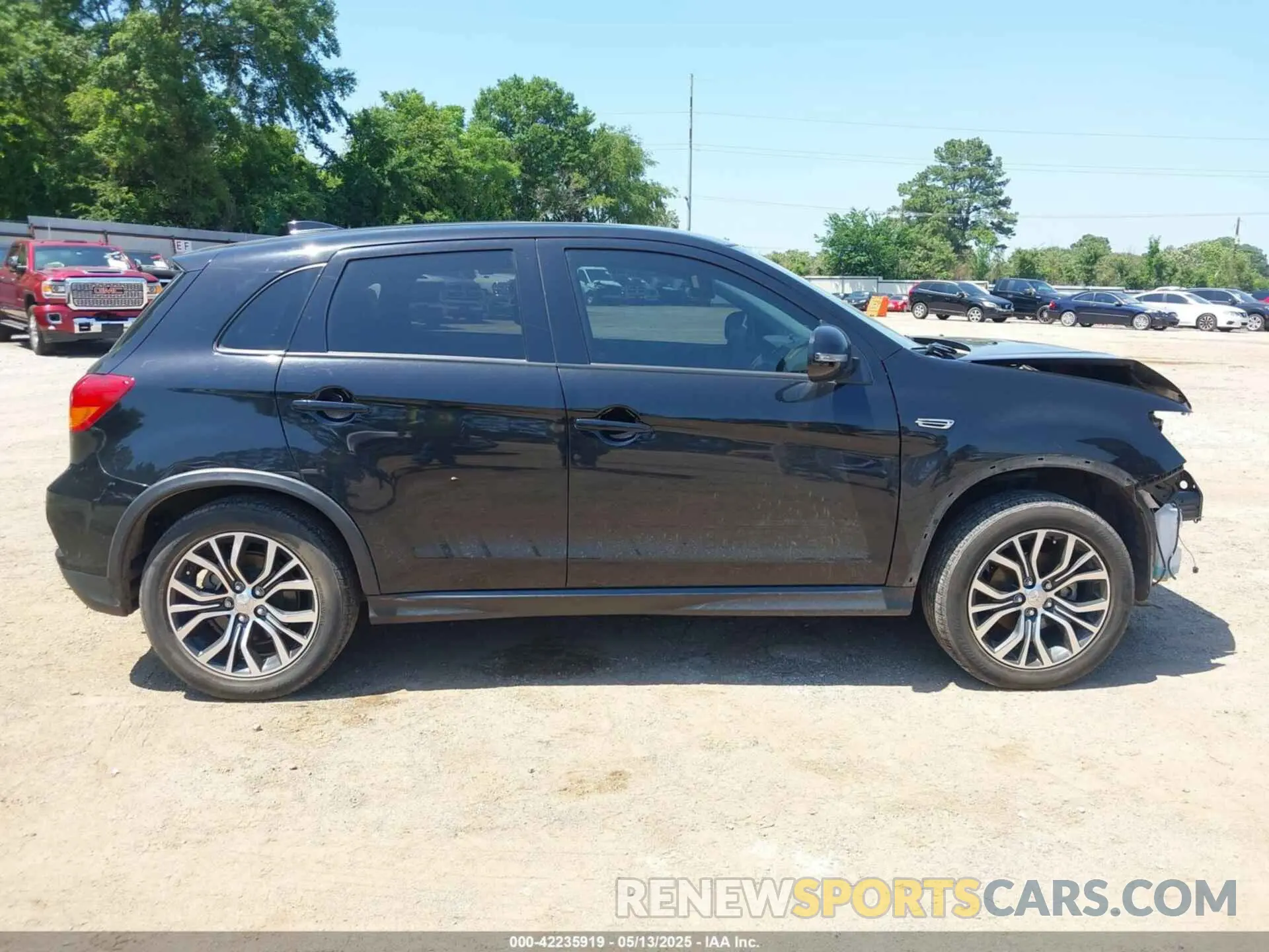 14 Photograph of a damaged car JA4AP3AU3KU027654 MITSUBISHI OUTLANDER SPORT 2019