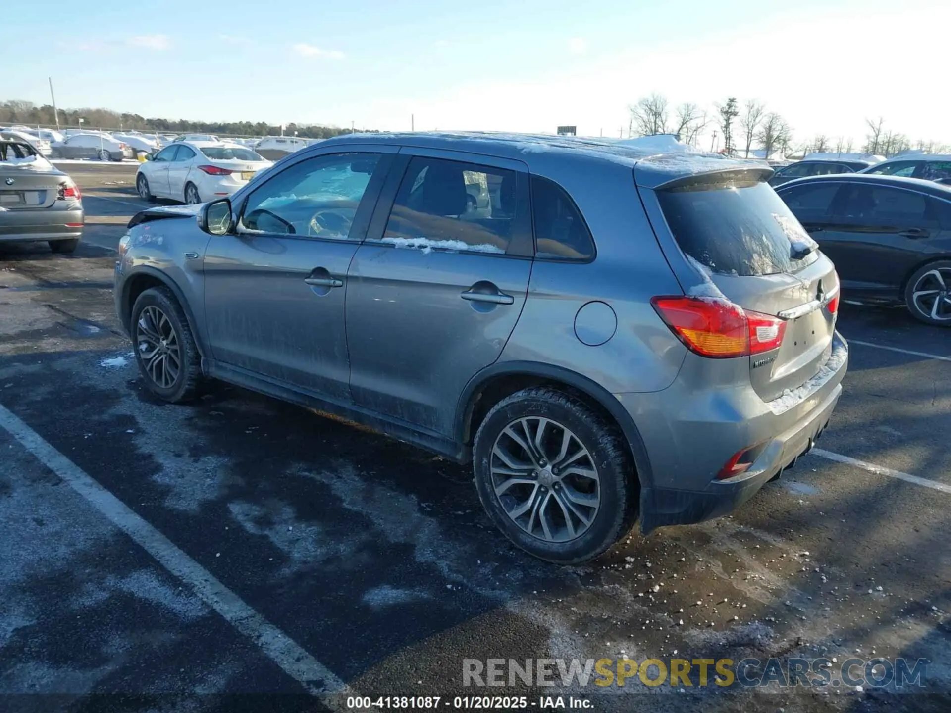 3 Photograph of a damaged car JA4AP3AU3KU029596 MITSUBISHI OUTLANDER SPORT 2019
