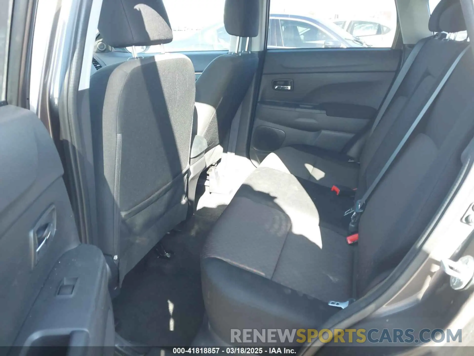 8 Photograph of a damaged car JA4AP3AU4KU016033 MITSUBISHI OUTLANDER SPORT 2019