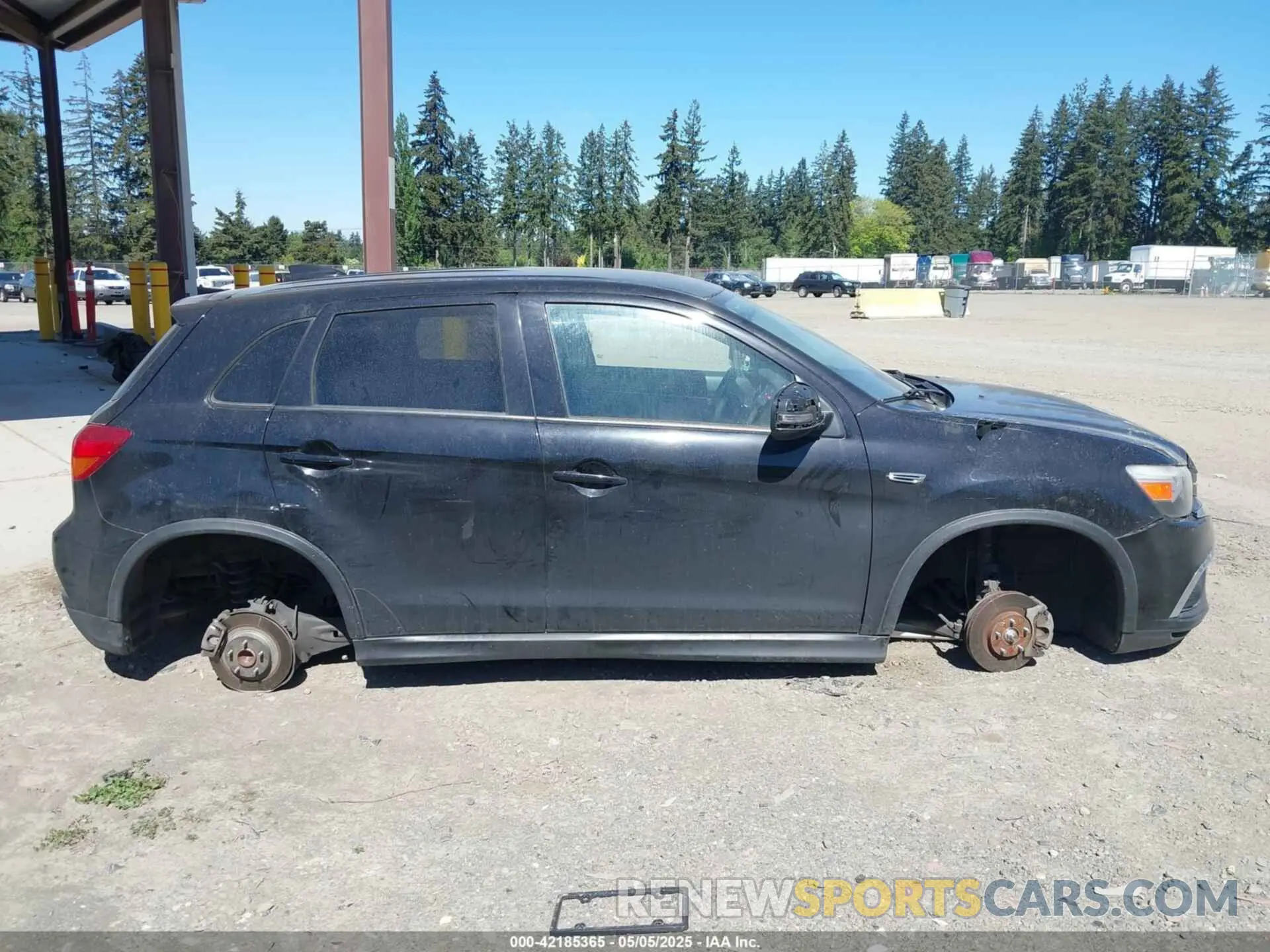 12 Photograph of a damaged car JA4AP3AU4KU017957 MITSUBISHI OUTLANDER SPORT 2019