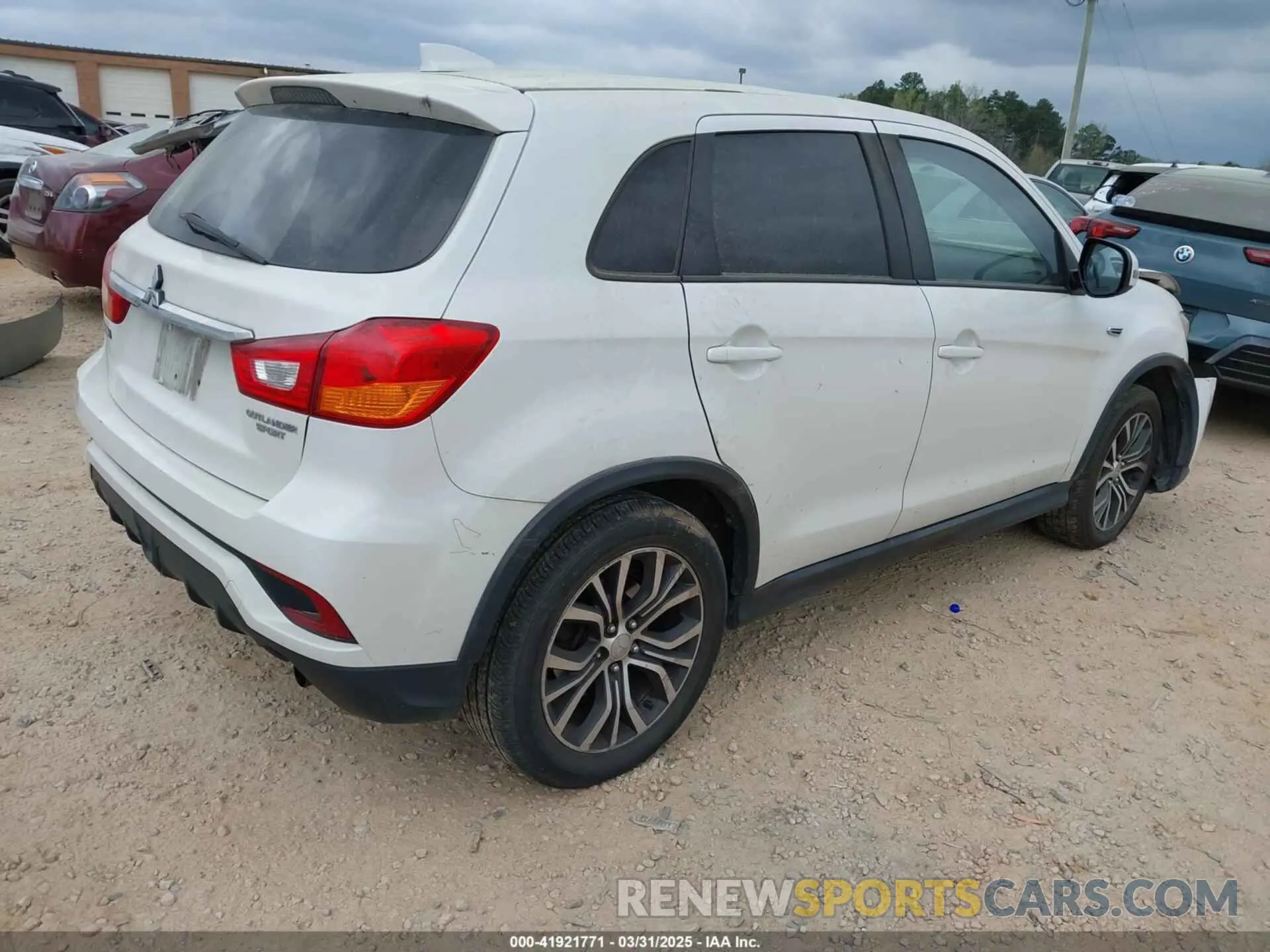 4 Photograph of a damaged car JA4AP3AU4KU021247 MITSUBISHI OUTLANDER SPORT 2019