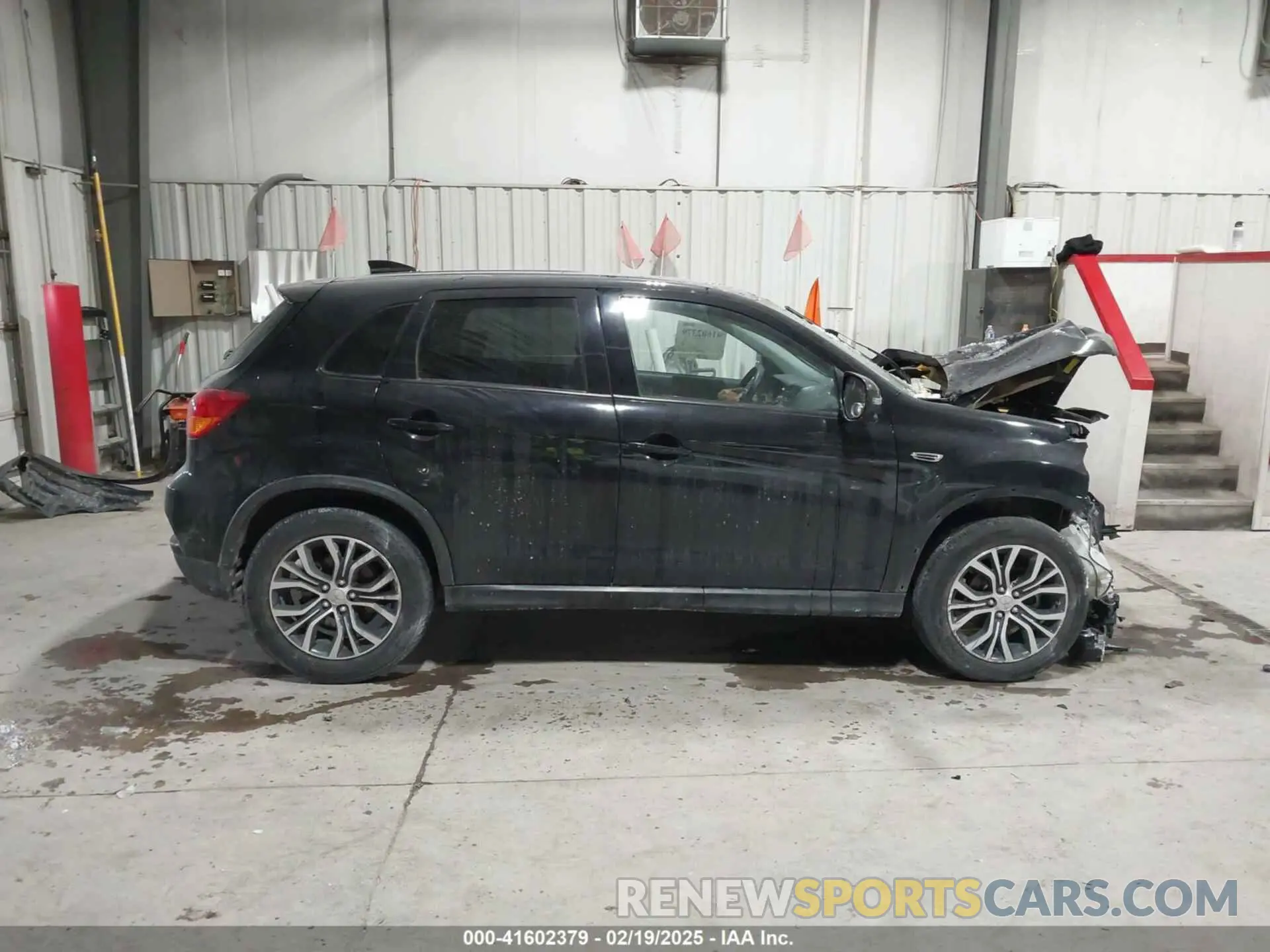 14 Photograph of a damaged car JA4AP3AU5KU005364 MITSUBISHI OUTLANDER SPORT 2019