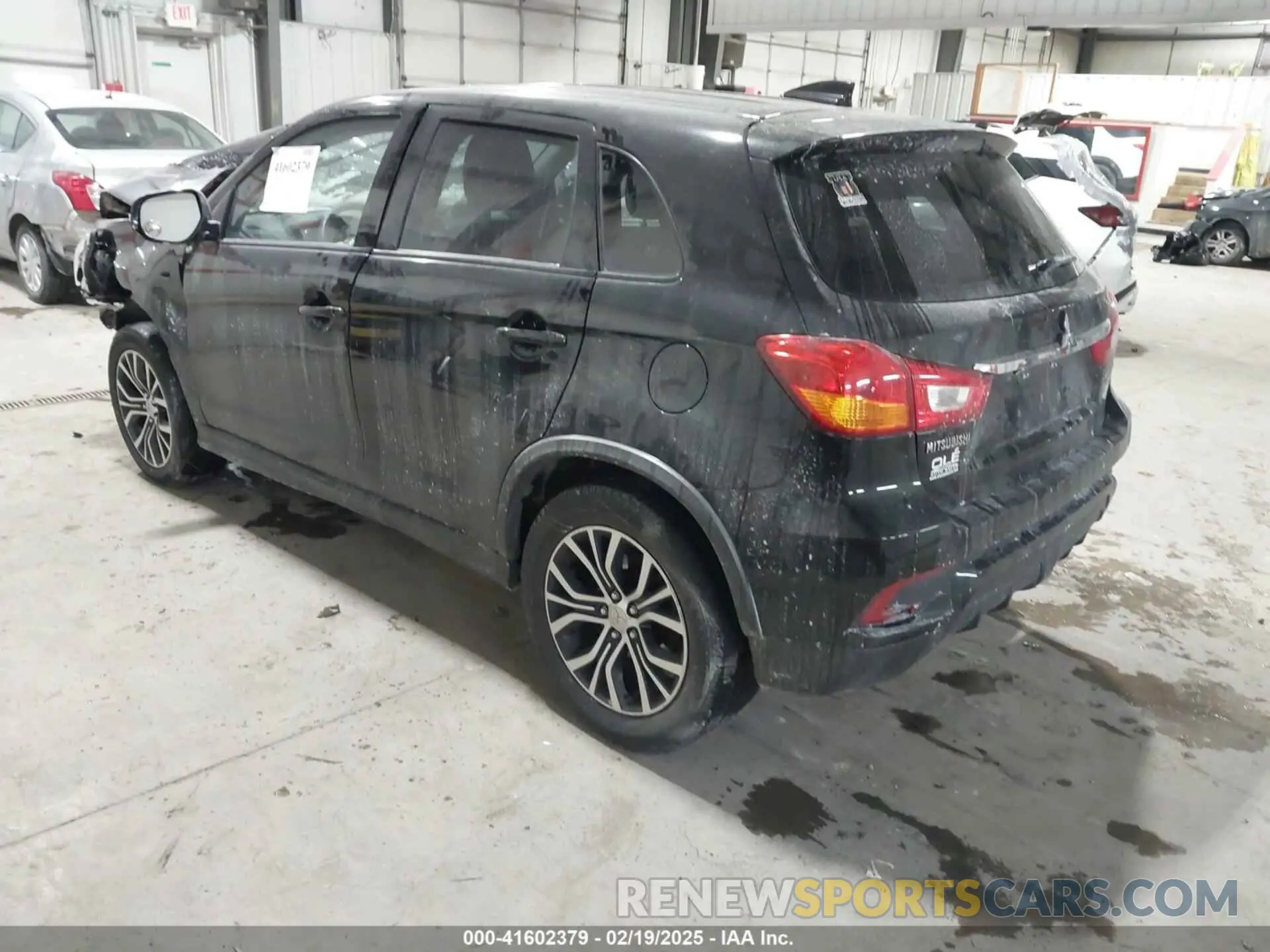 3 Photograph of a damaged car JA4AP3AU5KU005364 MITSUBISHI OUTLANDER SPORT 2019