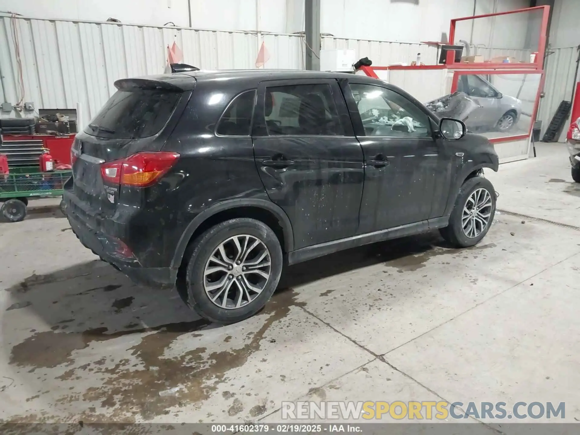 4 Photograph of a damaged car JA4AP3AU5KU005364 MITSUBISHI OUTLANDER SPORT 2019