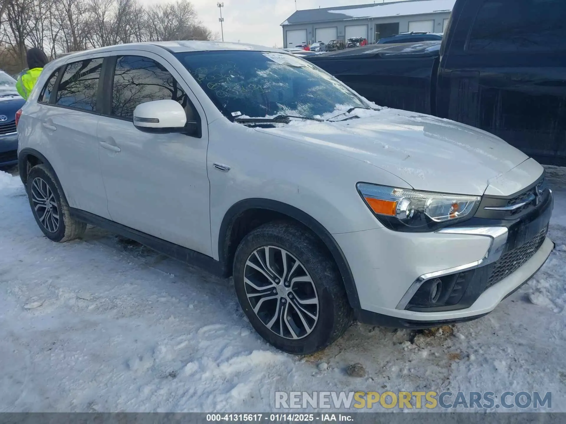 1 Photograph of a damaged car JA4AP3AU5KU008636 MITSUBISHI OUTLANDER SPORT 2019