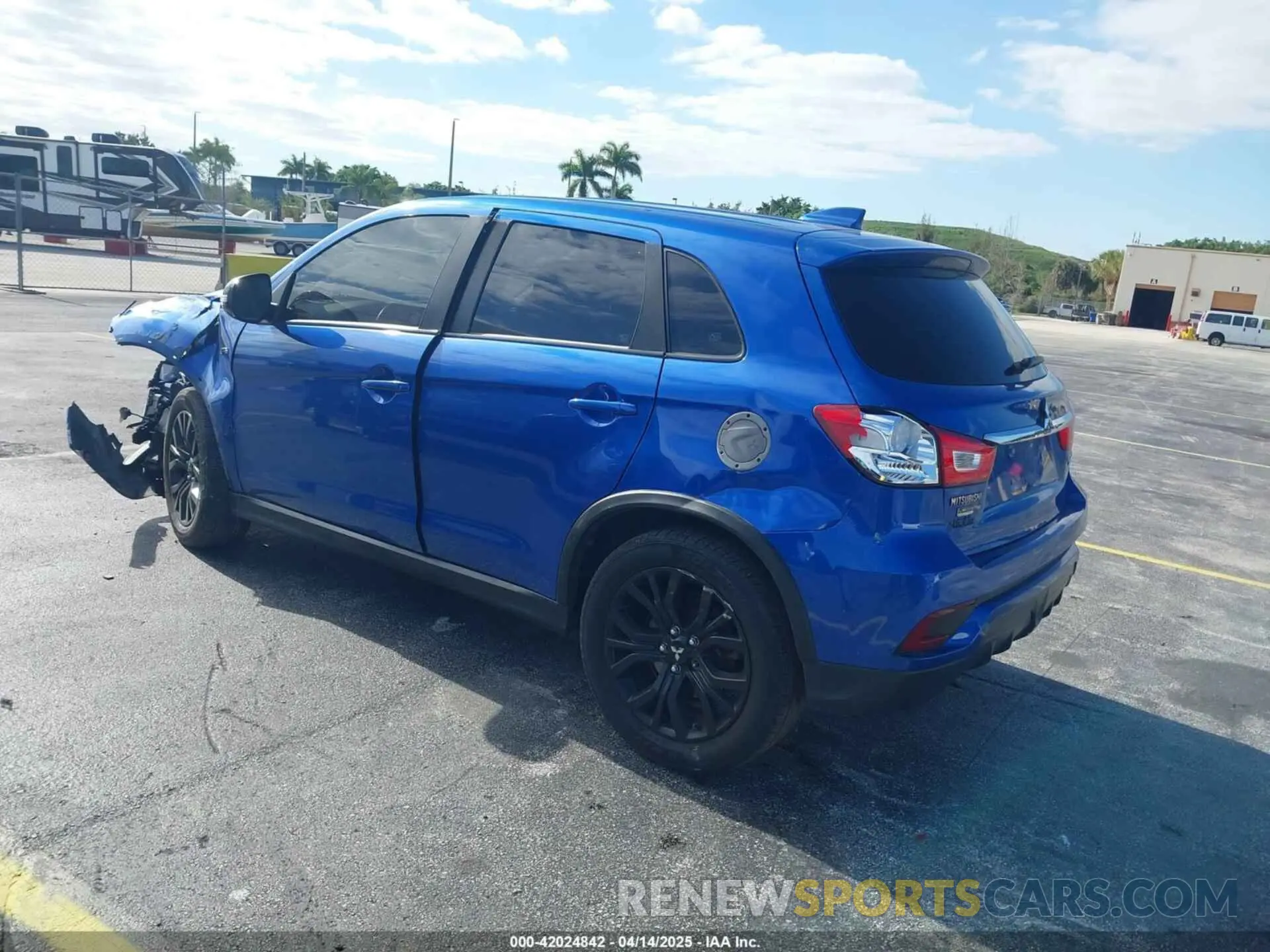 3 Photograph of a damaged car JA4AP3AU5KU009799 MITSUBISHI OUTLANDER SPORT 2019