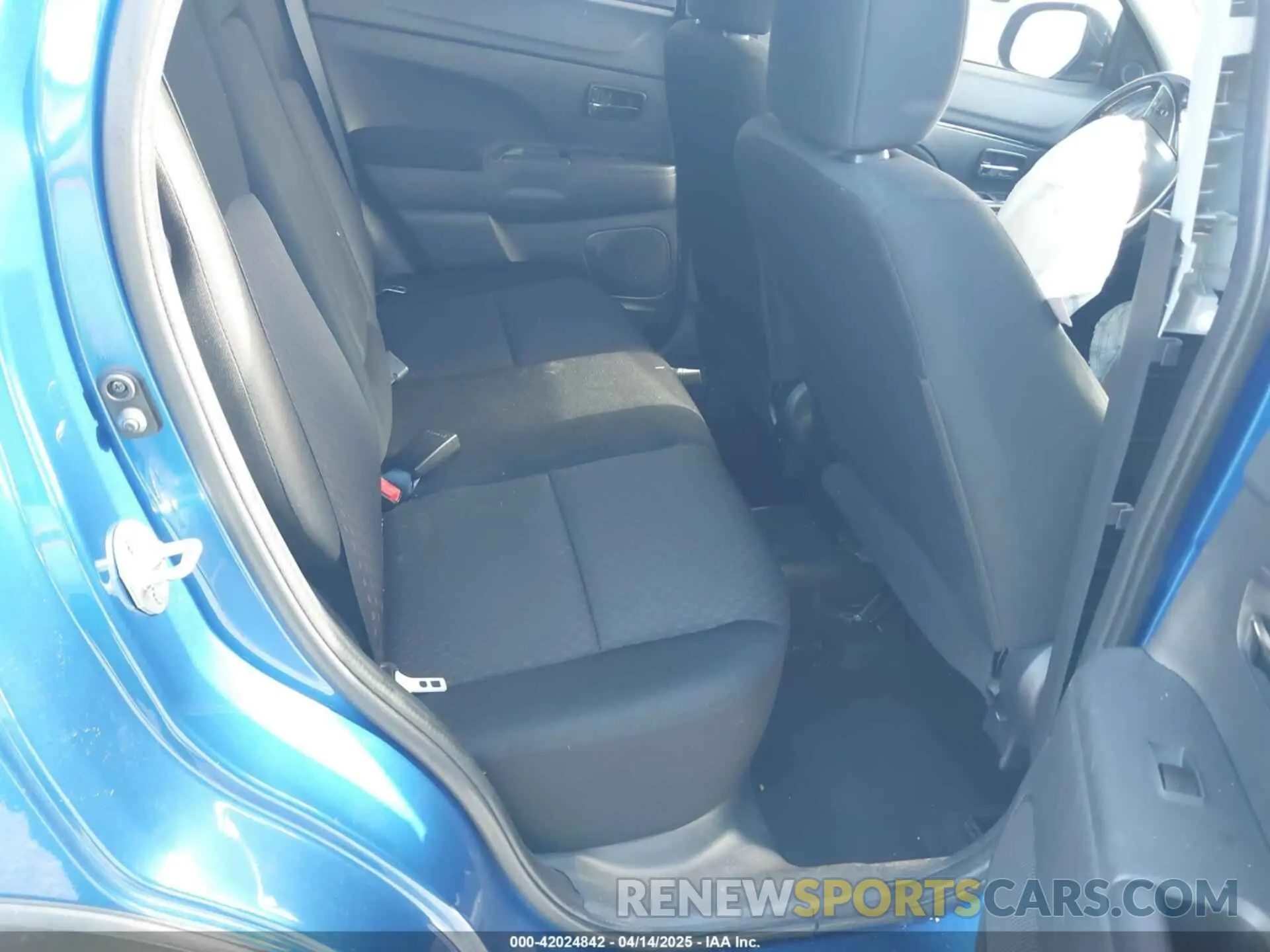 8 Photograph of a damaged car JA4AP3AU5KU009799 MITSUBISHI OUTLANDER SPORT 2019